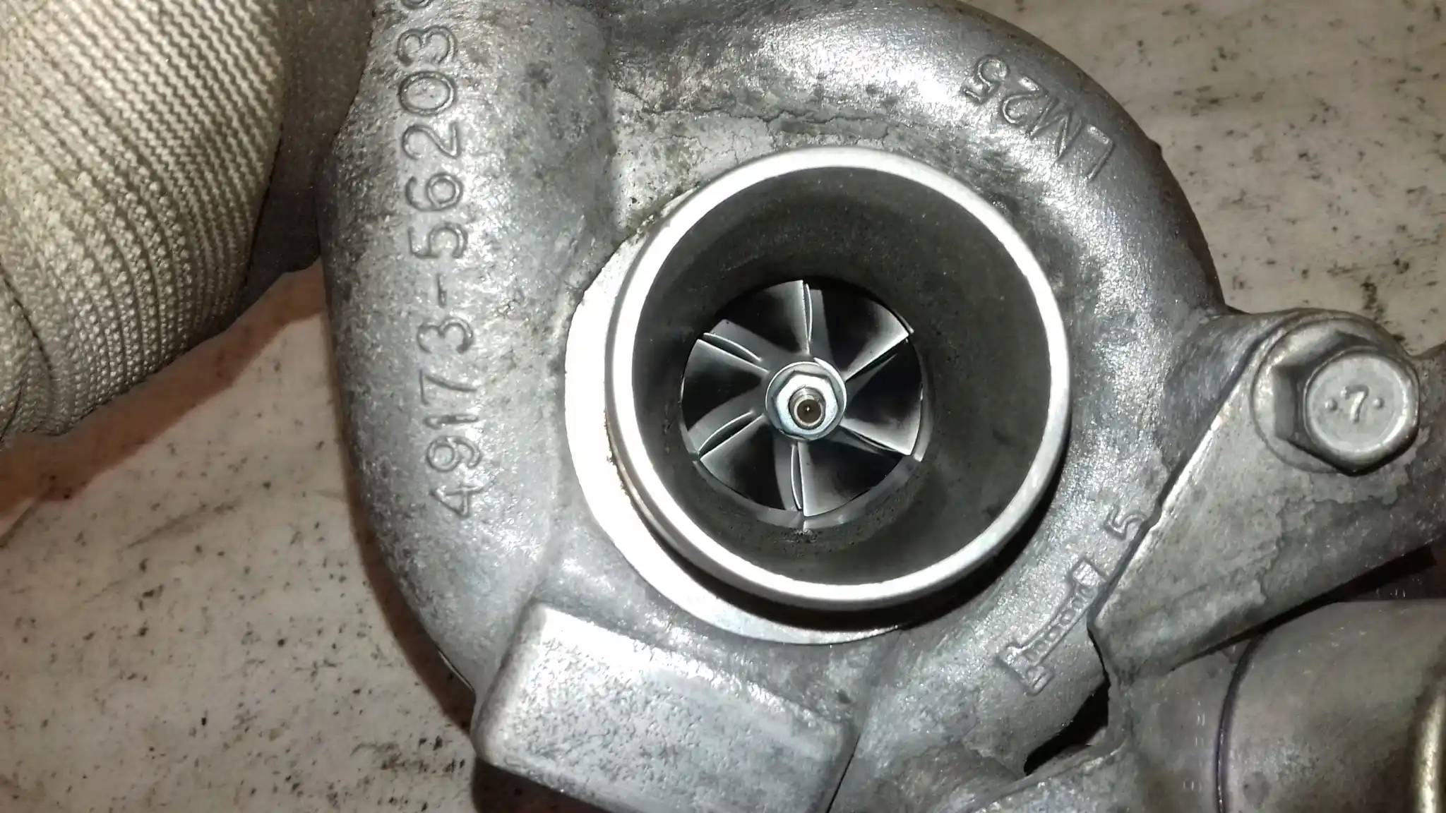 TURBOSPRĘŻARKA TURBO 4917356203 PEUGEOT 307 1.6 HDI 01-