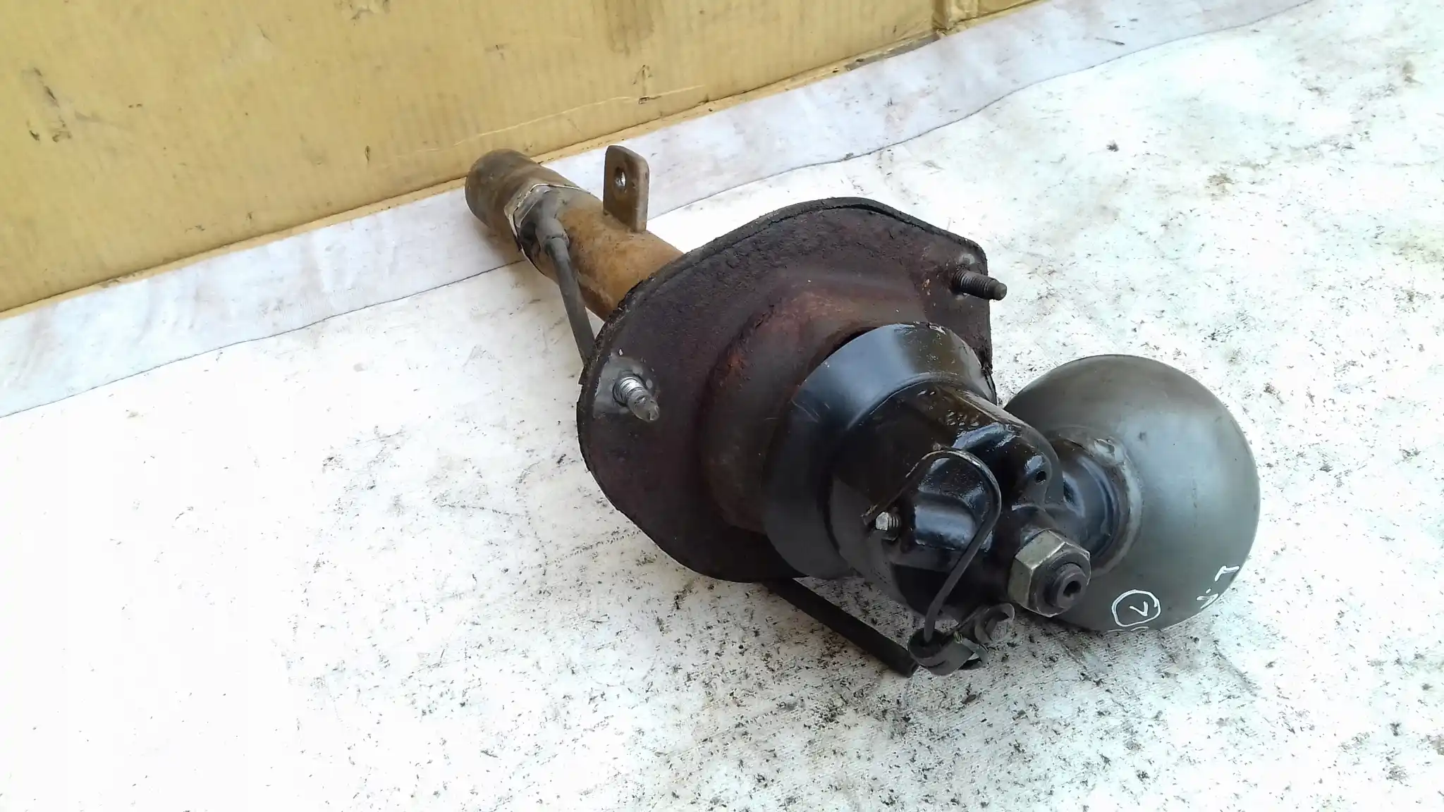 AMORTYZATOR HYDRO HYDRAULICZNY LEWY PRZÓD CITROEN C5 II 04-08