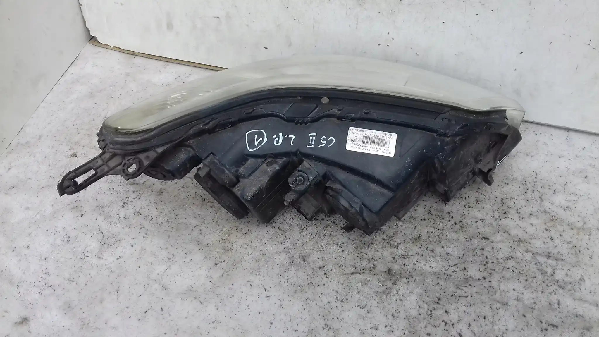 LAMPA LEWY PRZÓD PRZEDNIA 9650055980 CITROEN C5 II 04-08