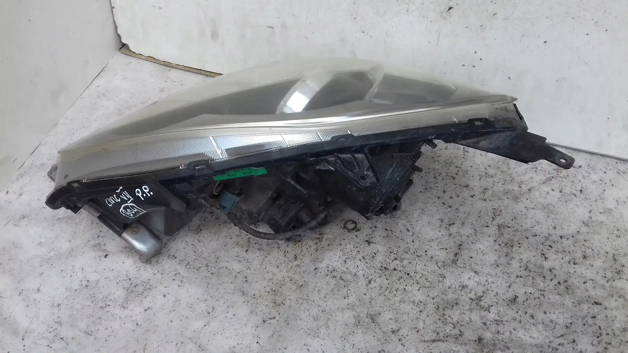 LAMPA PRAWY PRZÓD PRZEDNIA 33100S5TG614 HONDA CIVIC VII LIFT HB 04-06