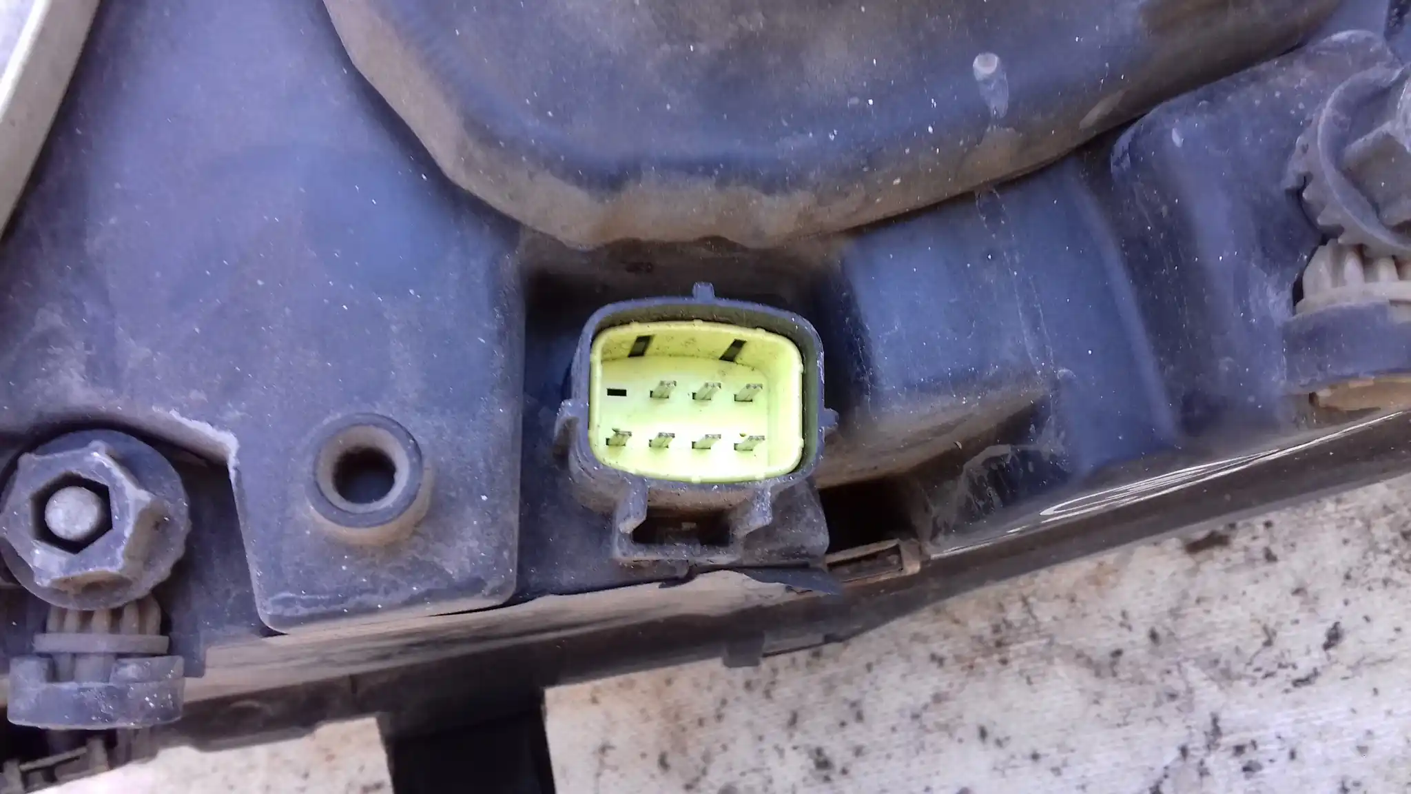 LAMPA LEWY PRZÓD PRZEDNIA 04857833AB CHRYSLER VOYAGER IV LIFT 05-07