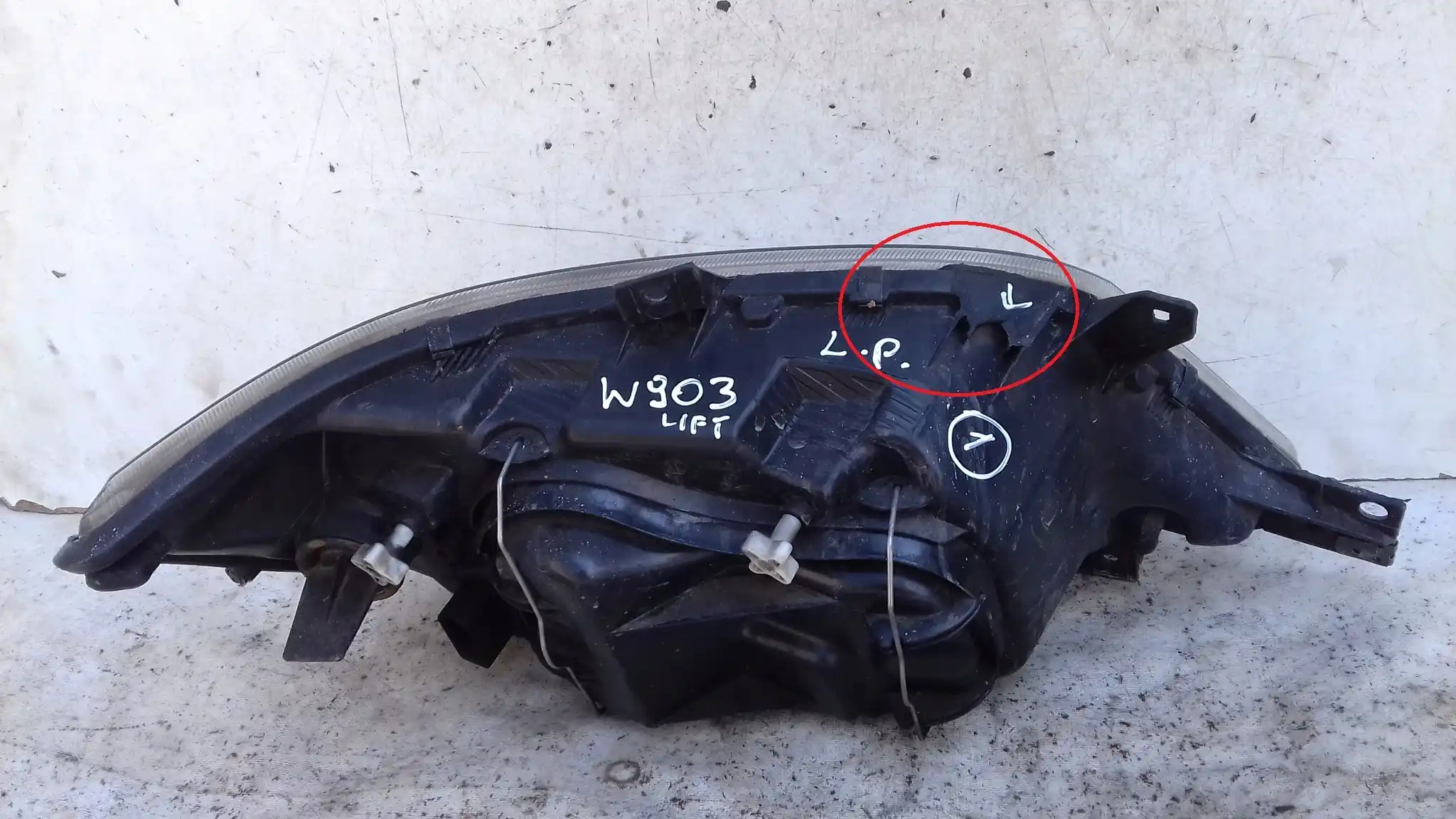 LAMPA LEWY PRZÓD PRZEDNIA MERCEDES SPRINTER W903 LIFT