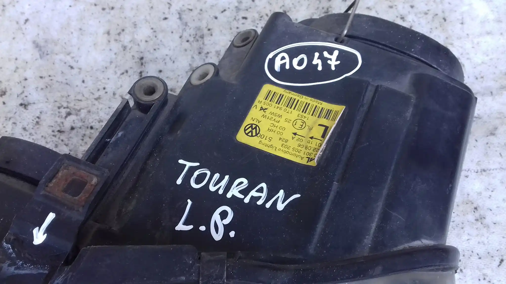 LAMPA LEWY PRZÓD PRZEDNIA 1T0941005R VW TOURAN I 03-06