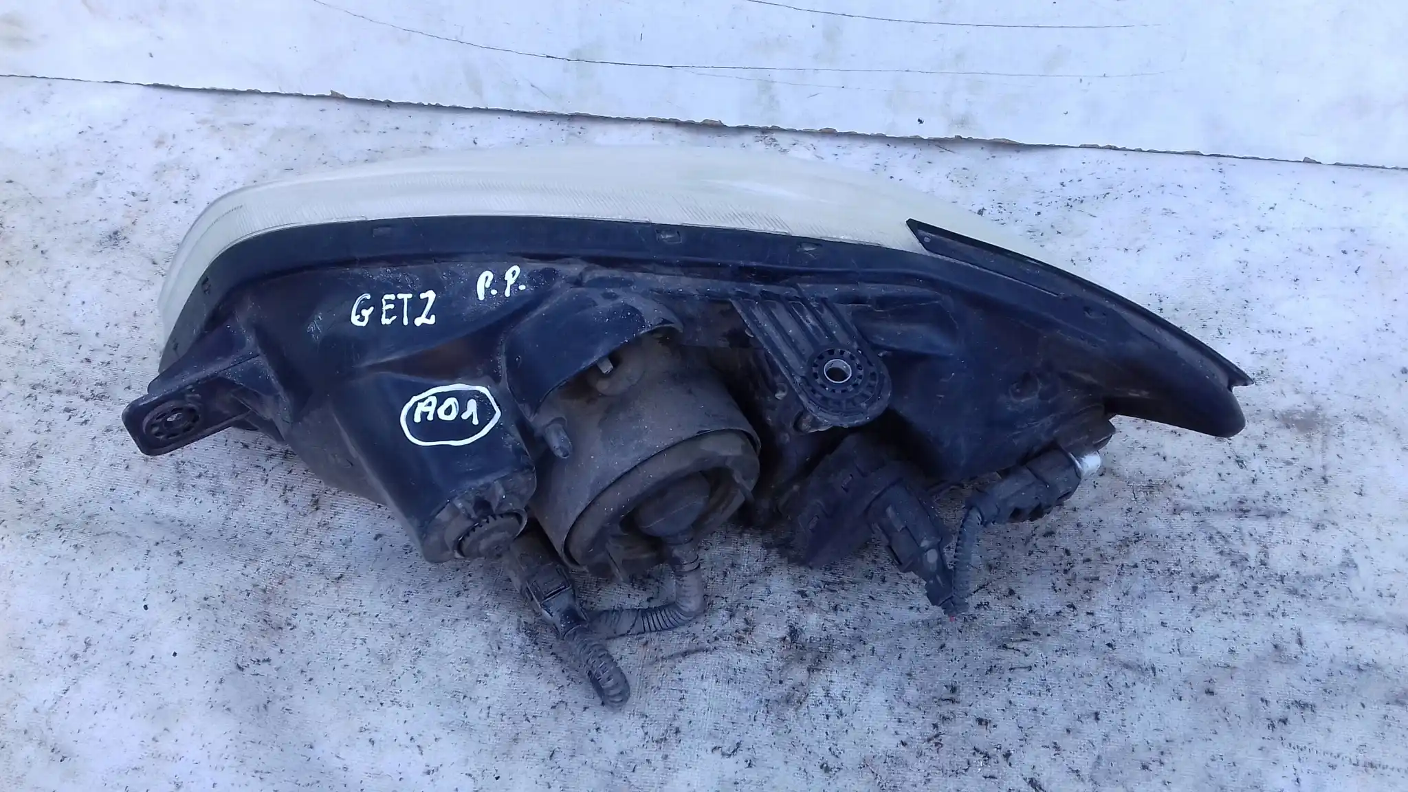 LAMPA PRAWY PRZÓD PRZEDNIA 921021CXXX HYUNDAI GETZ 02-05