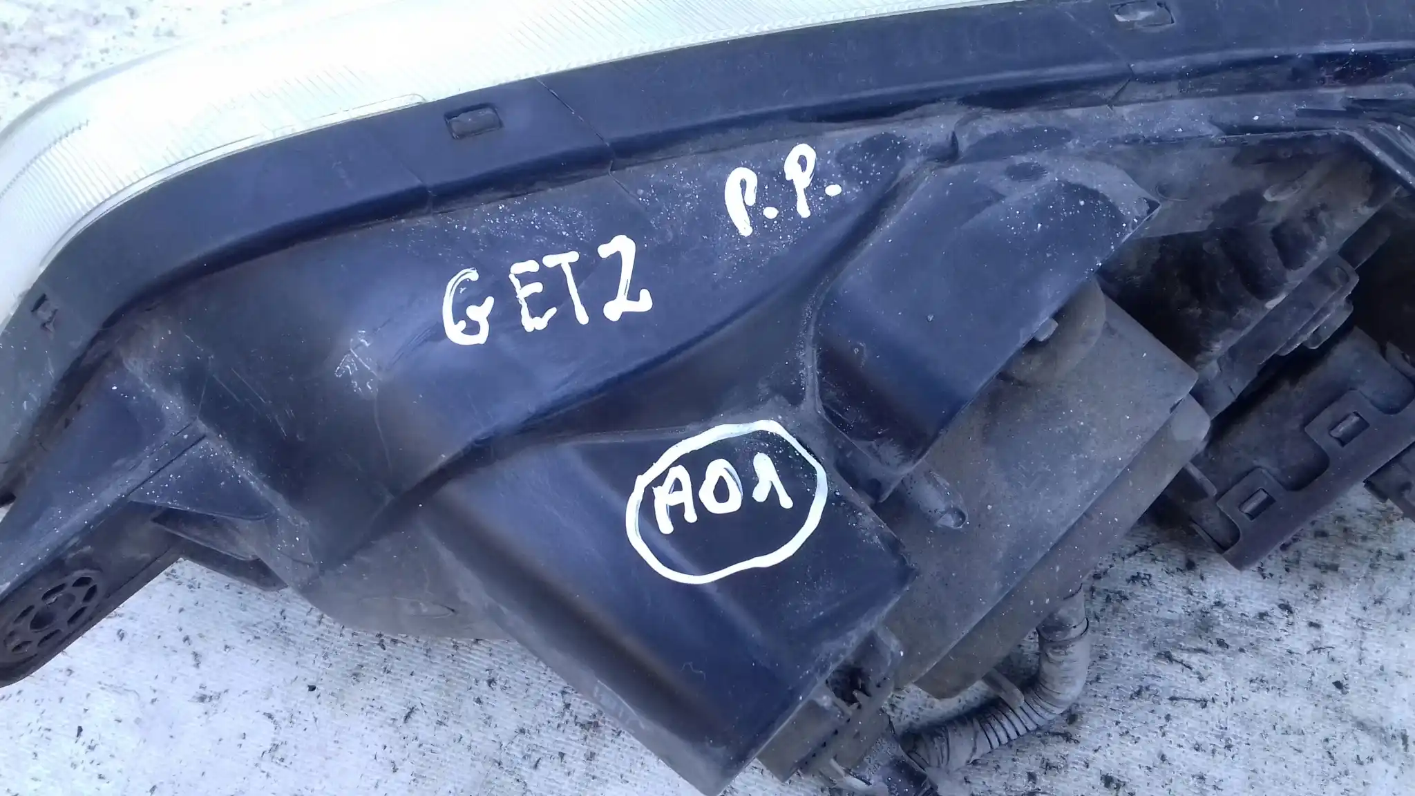 LAMPA PRAWY PRZÓD PRZEDNIA 921021CXXX HYUNDAI GETZ 02-05