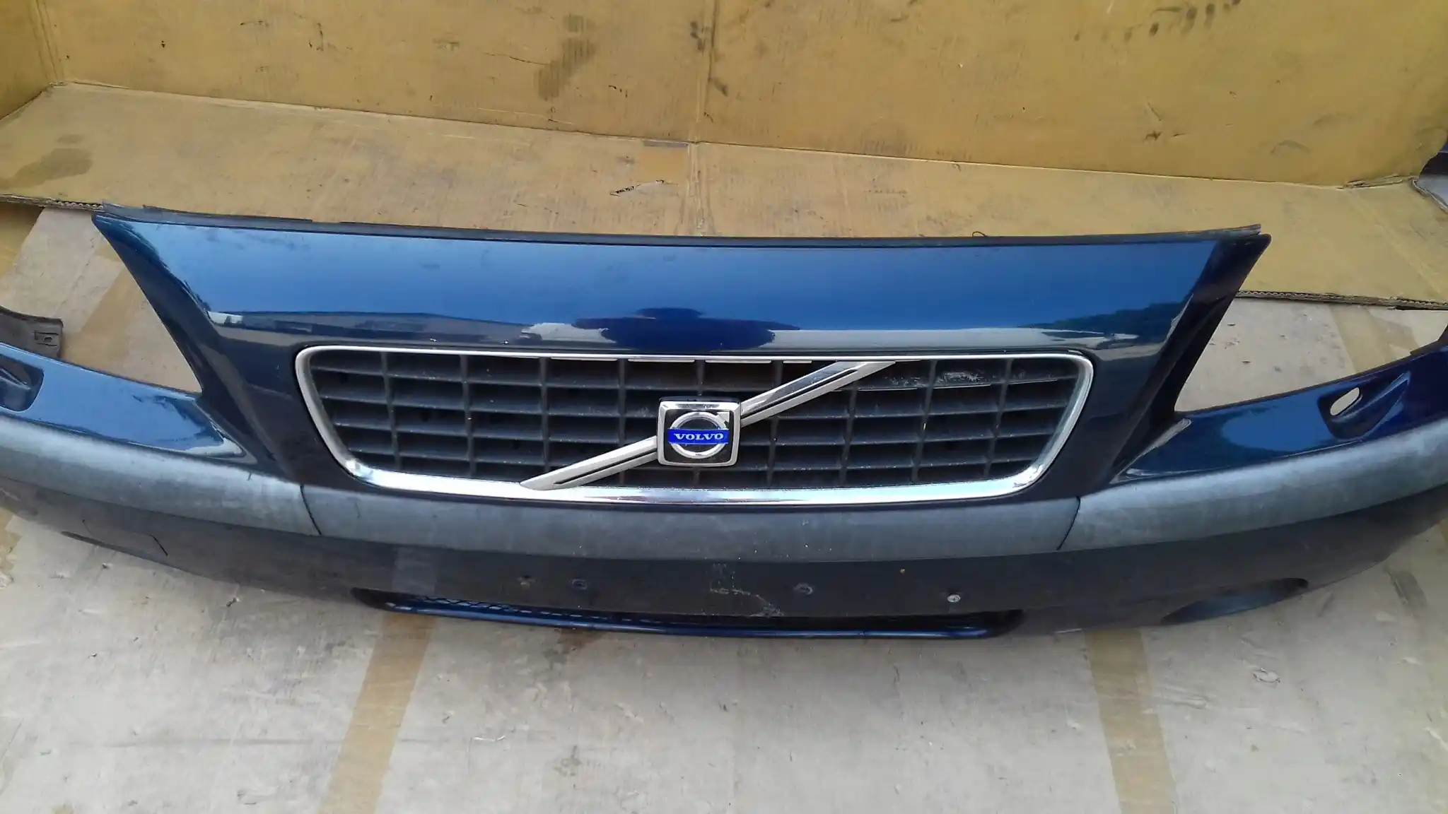 ZDERZAK PRZÓD PRZEDNI VOLVO S60 I V70 II 00-04 417-26