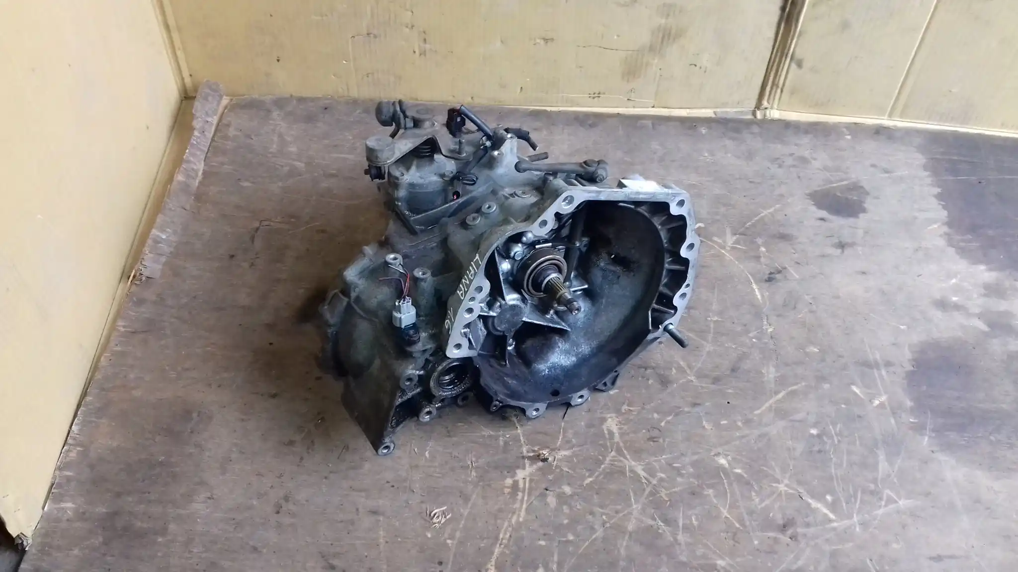 SKRZYNIA BIEGÓW PA2 SUZUKI LIANA 1.6 16V 01-