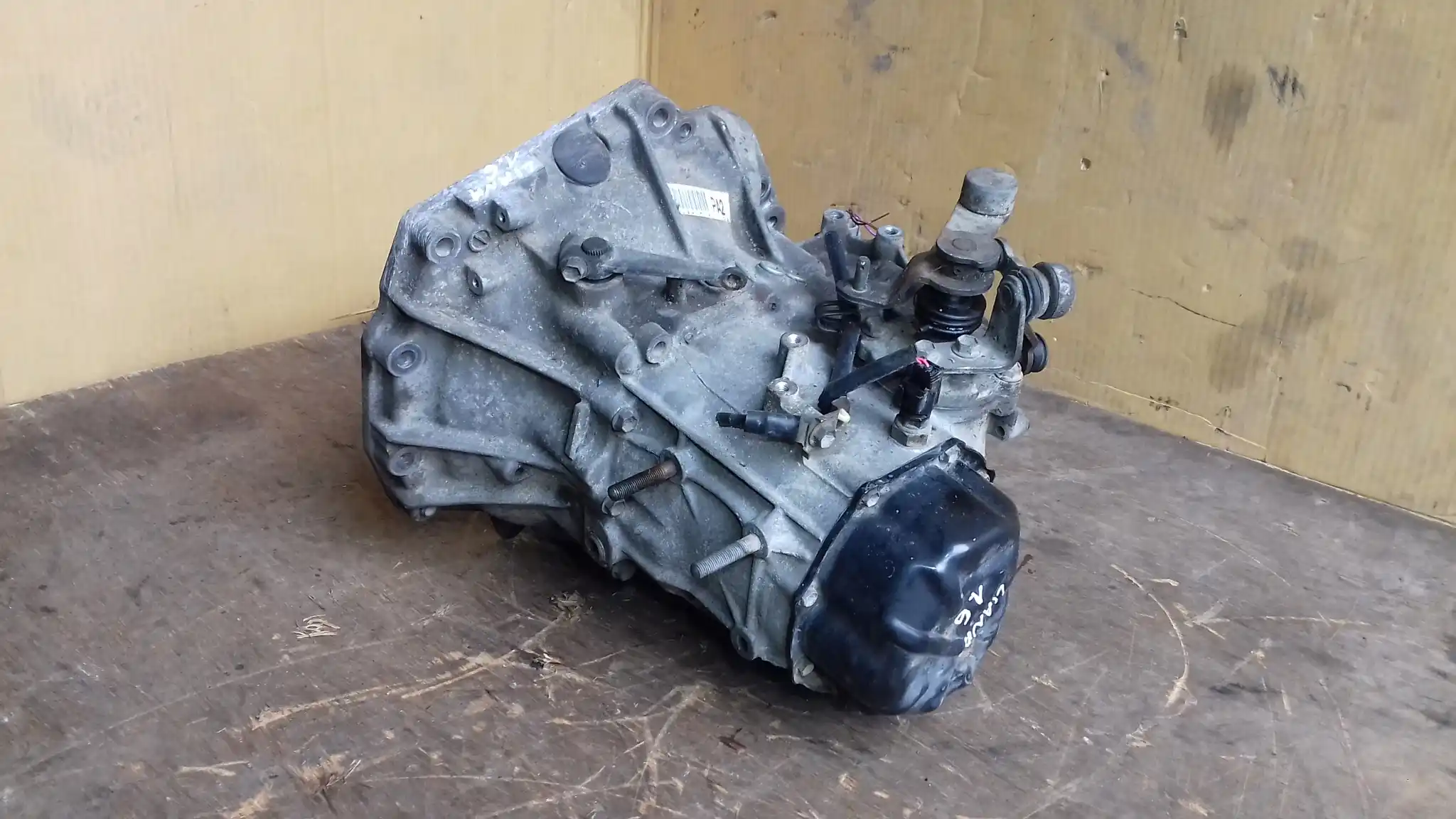 SKRZYNIA BIEGÓW PA2 SUZUKI LIANA 1.6 16V 01-