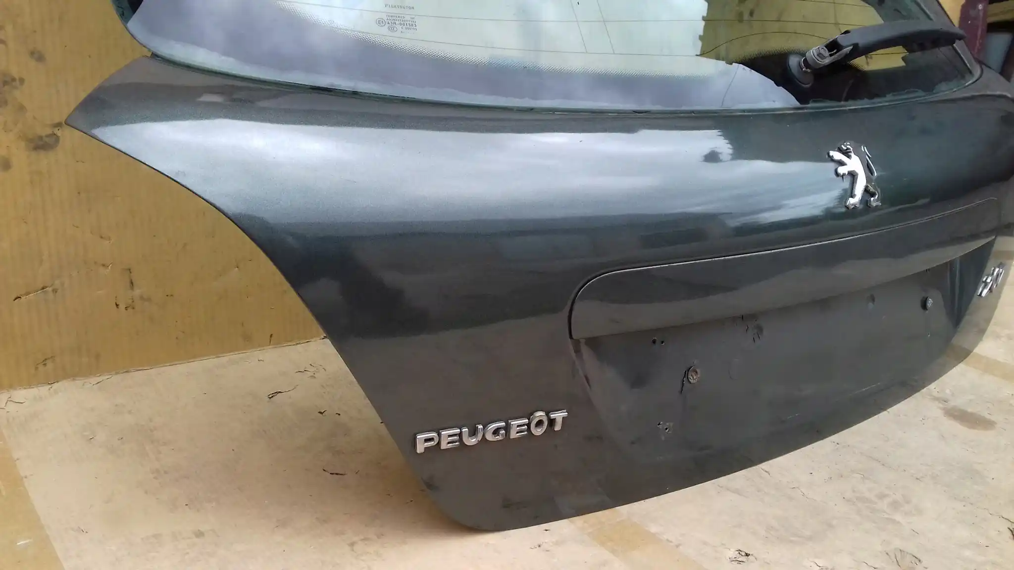 KLAPA TYŁ TYLNA PEUGEOT 207 HB 06- EZQ