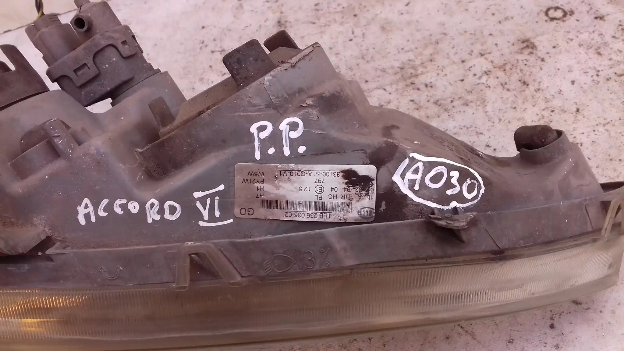 LAMPA PRAWY PRZÓD PRZEDNIA 1EB23603602 HONDA ACCORD VI 97-