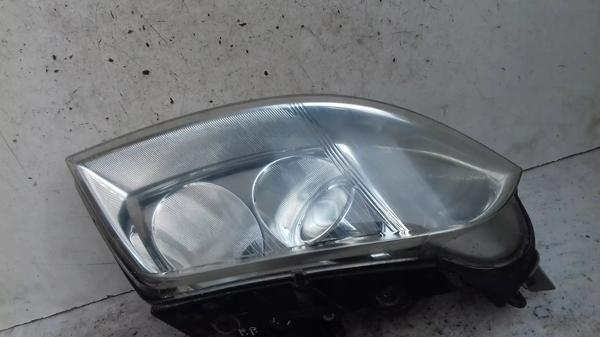 LAMPA PRAWY PRZÓD PRZEDNIA 3B0941016AG VW PASSAT B5 LIFT 00-05