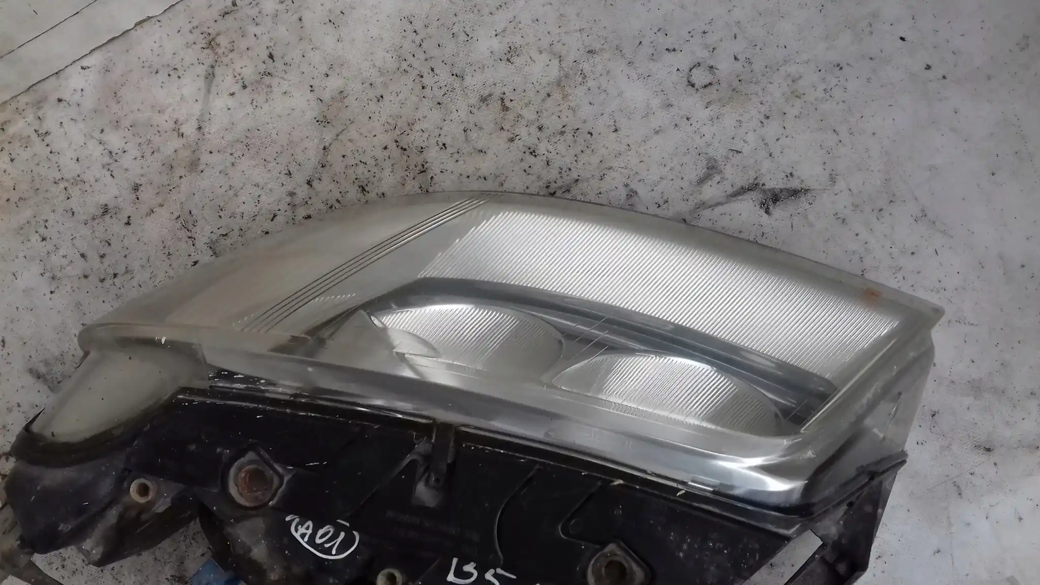 LAMPA LEWY PRZÓD PRZEDNIA 3B0941015AG VW PASSAT B5 LIFT 00-05