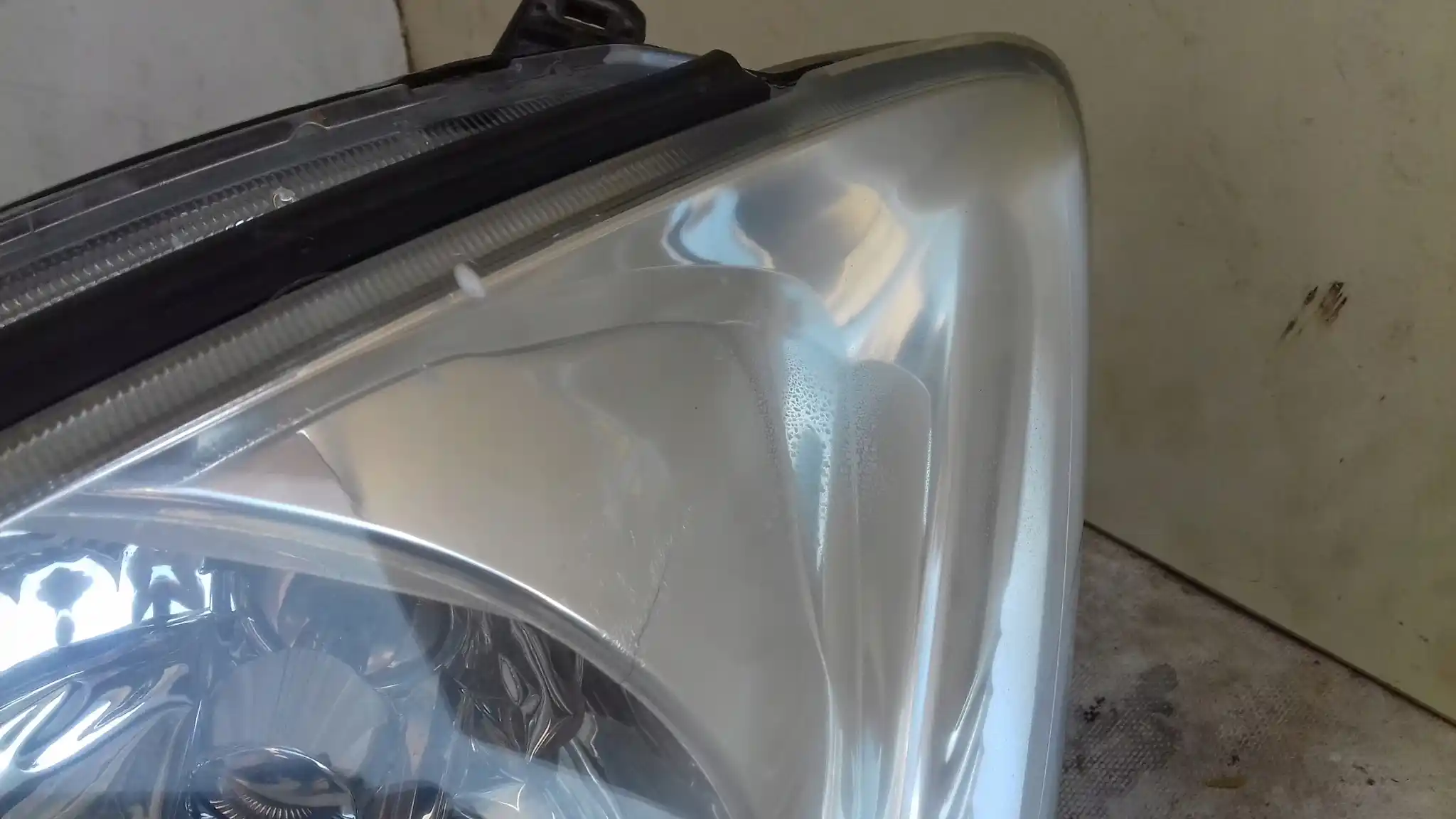 LAMPA LEWY PRZÓD PRZEDNIA MITSUBISHI LANCER VII 03-