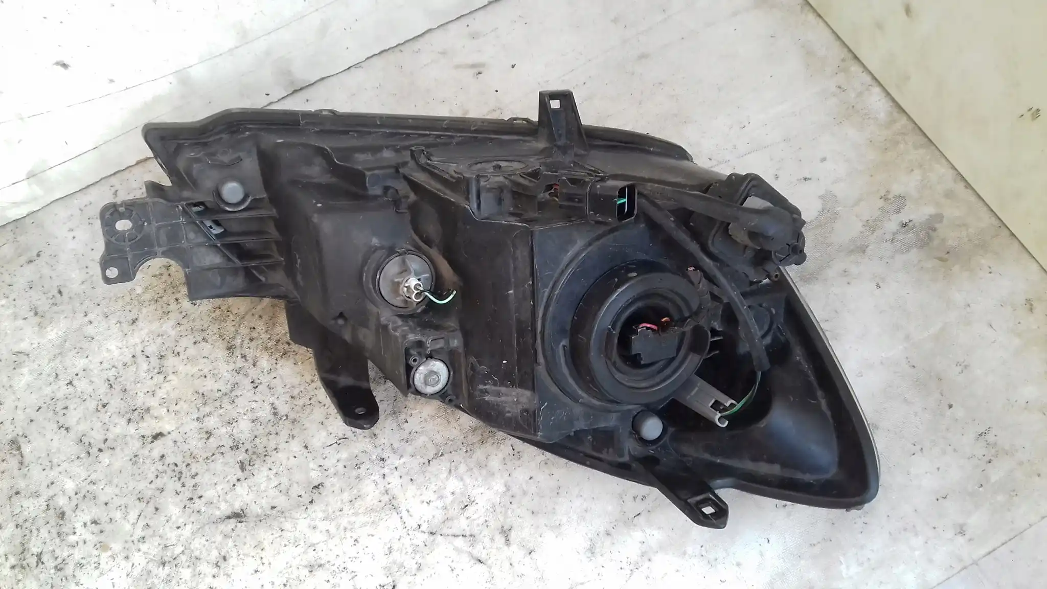 LAMPA LEWY PRZÓD PRZEDNIA MITSUBISHI LANCER VII 03-