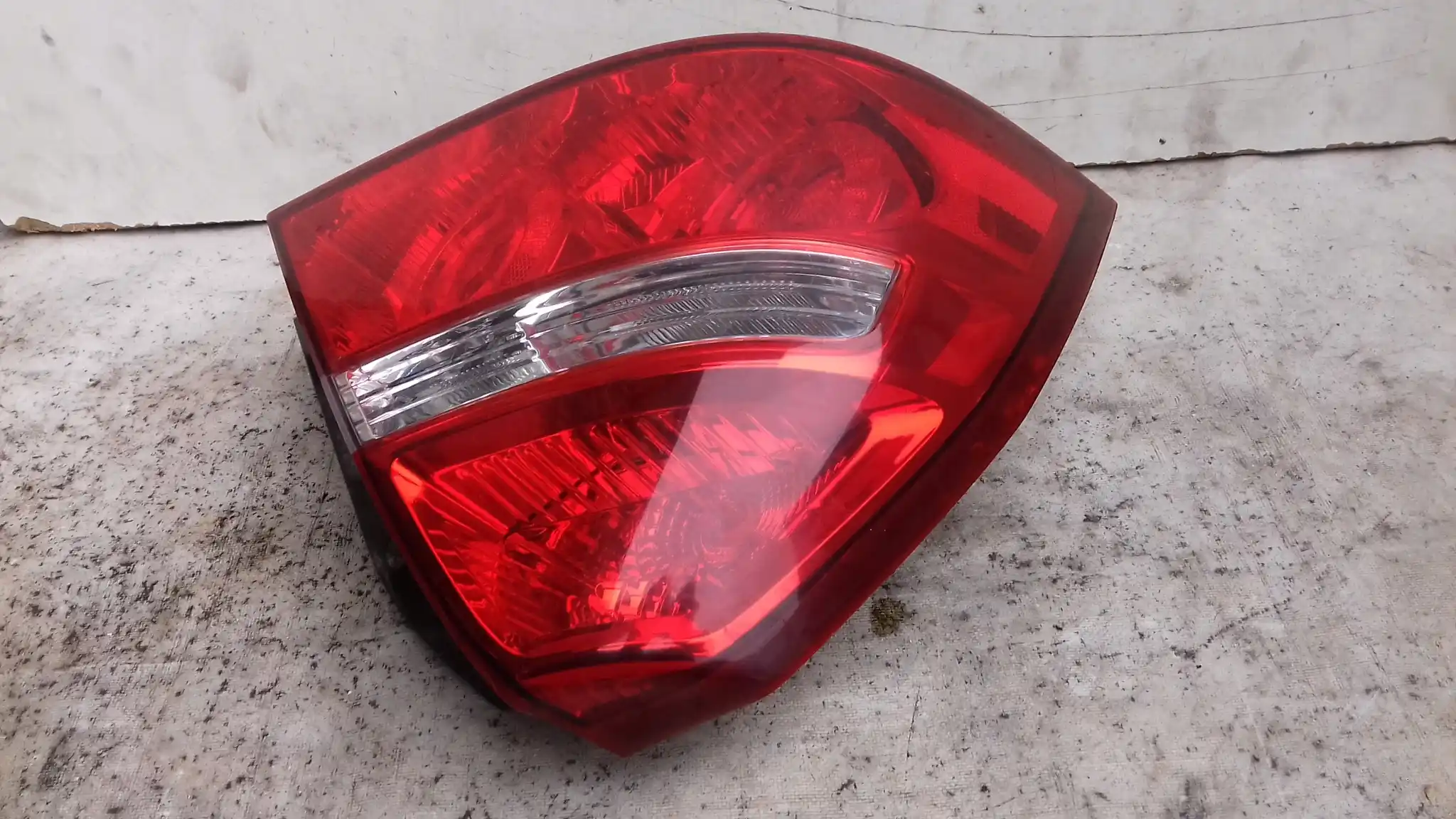 LAMPA LEWY TYŁ TYLNA CHEVROLET AVEO T250 05-