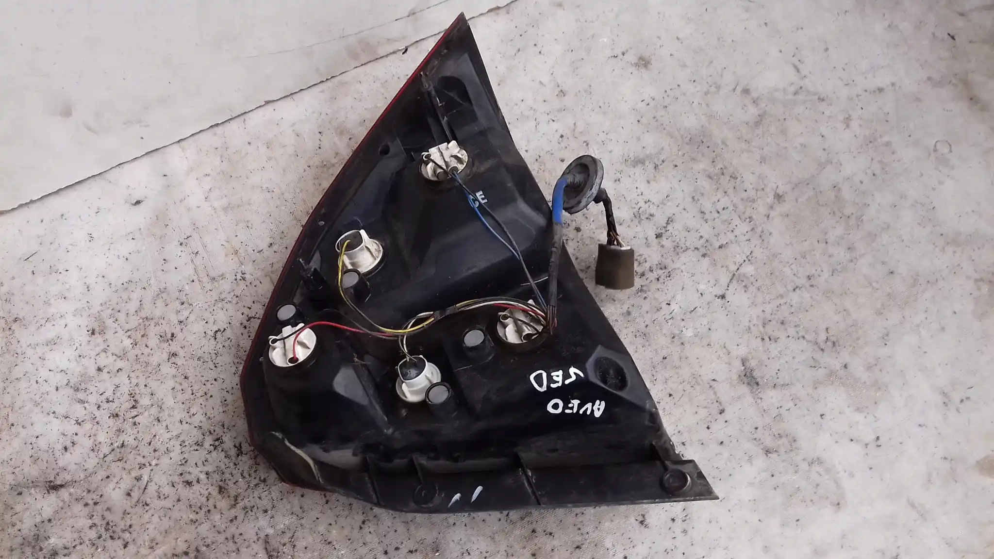 LAMPA LEWY TYŁ TYLNA CHEVROLET AVEO T250 05-