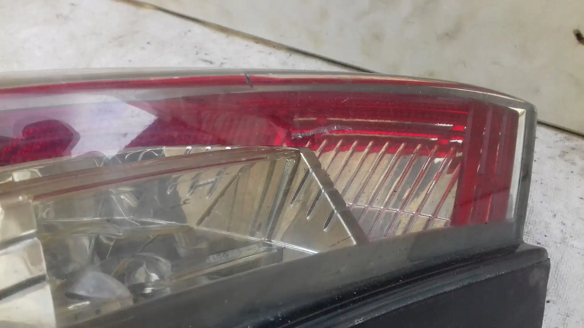 LAMPA PRAWY TYŁ TYLNA FIAT STILO 3D 01-