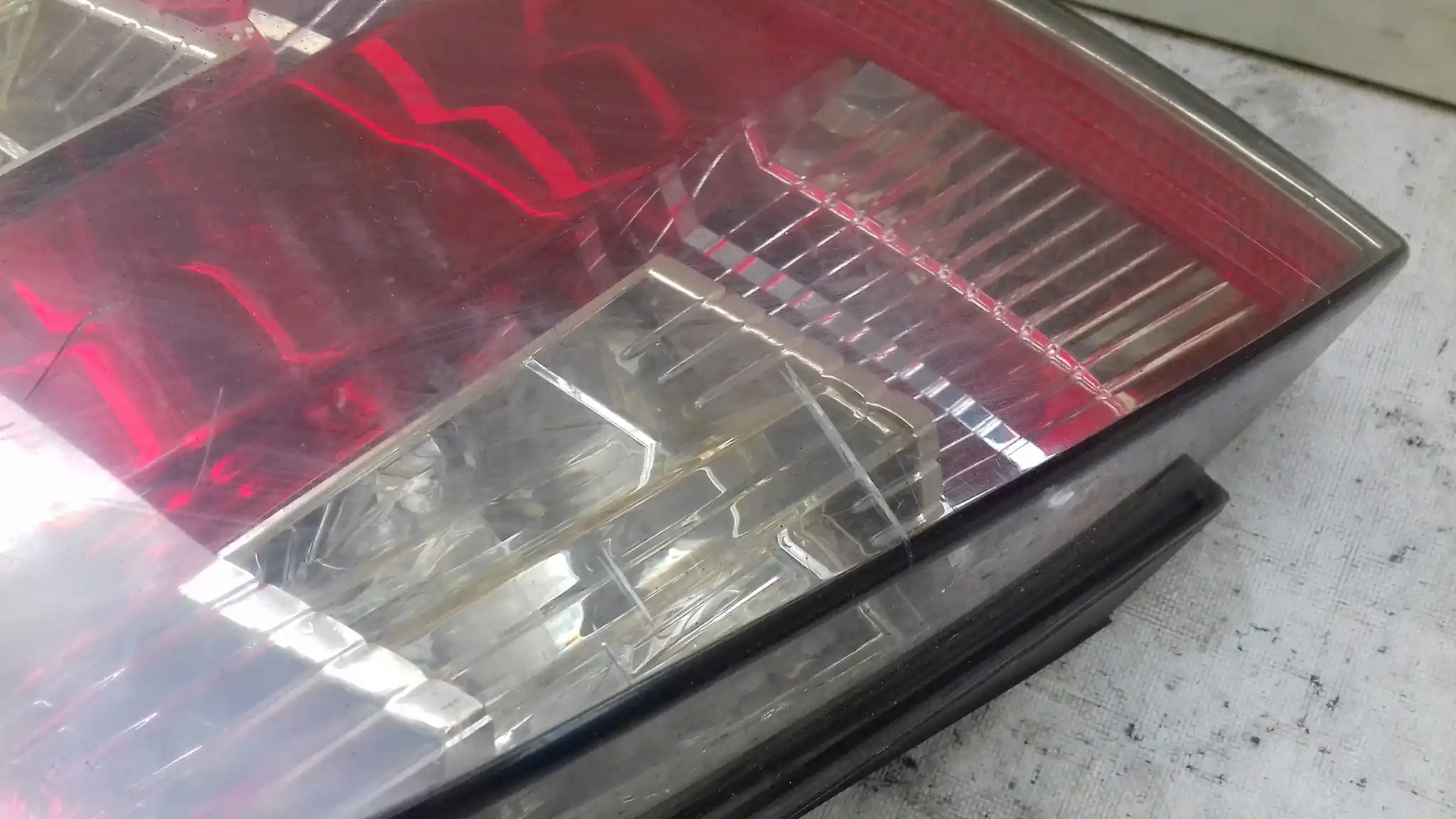 LAMPA PRAWY TYŁ TYLNA FIAT STILO 3D 01-