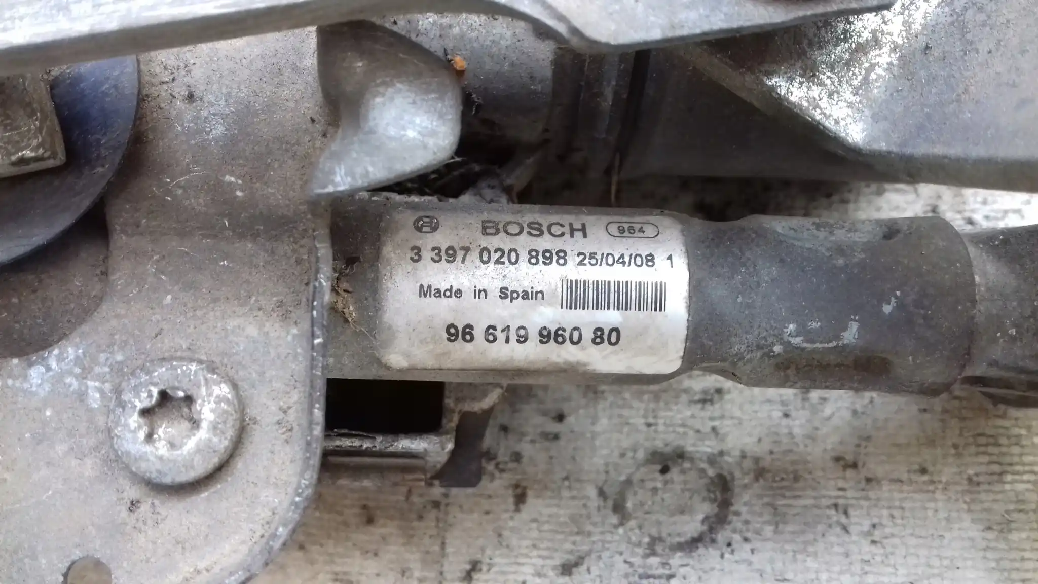 MECHANIZM SILNICZEK WYCIERACZEK LEWY PRZÓD 9661996080 CITROEN C6 05-
