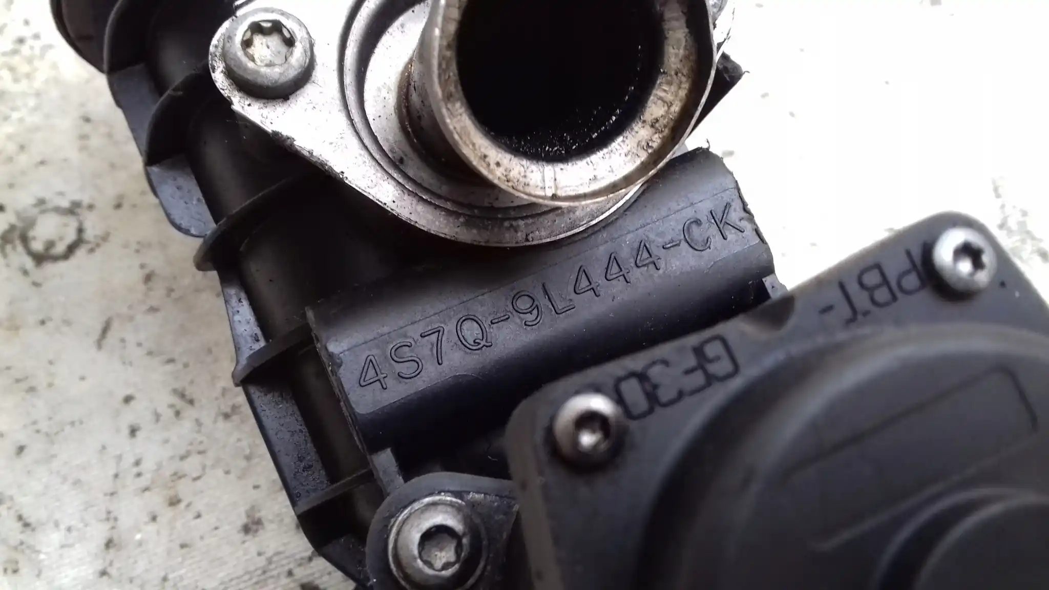 PRZEPUSTNICA 4S7Q9L444CK LAND ROVER JAGUAR CITROEN C5 III C6 2.7 HDI 05-