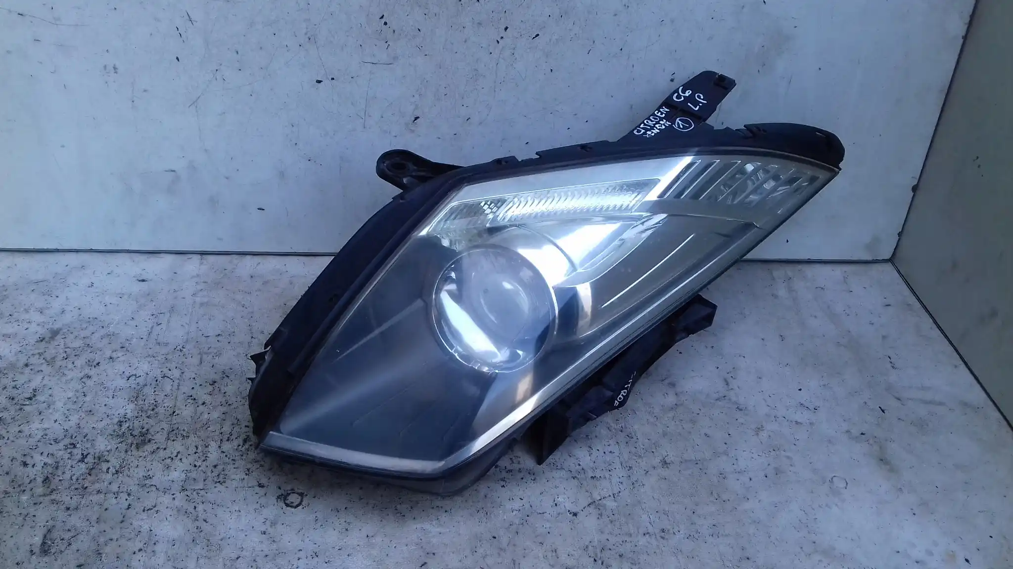 LAMPA LEWY PRZÓD PRZEDNIA XENON 9660983380 CITROEN C6 05-