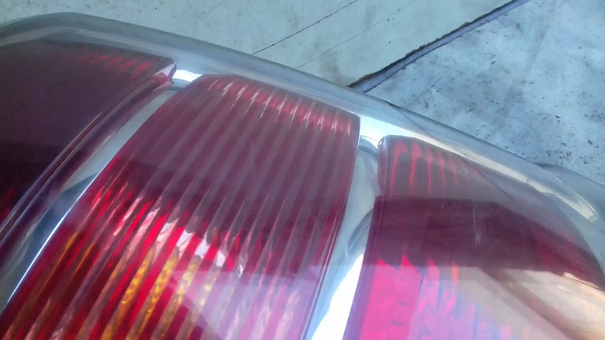 LAMPA LEWY TYŁ TYLNA OPEL ZAFIRA B 05-08