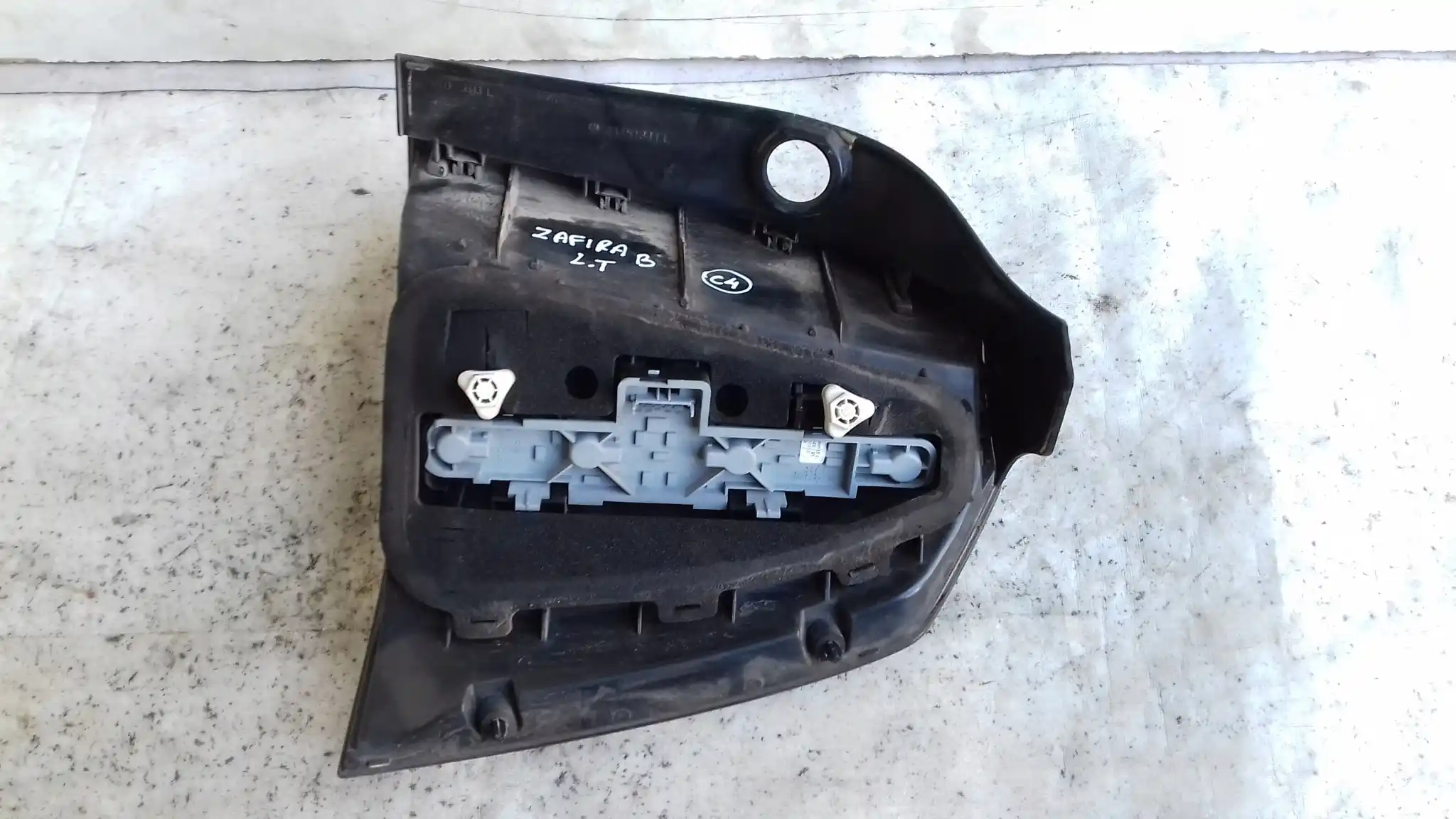 LAMPA LEWY TYŁ TYLNA OPEL ZAFIRA B 05-08