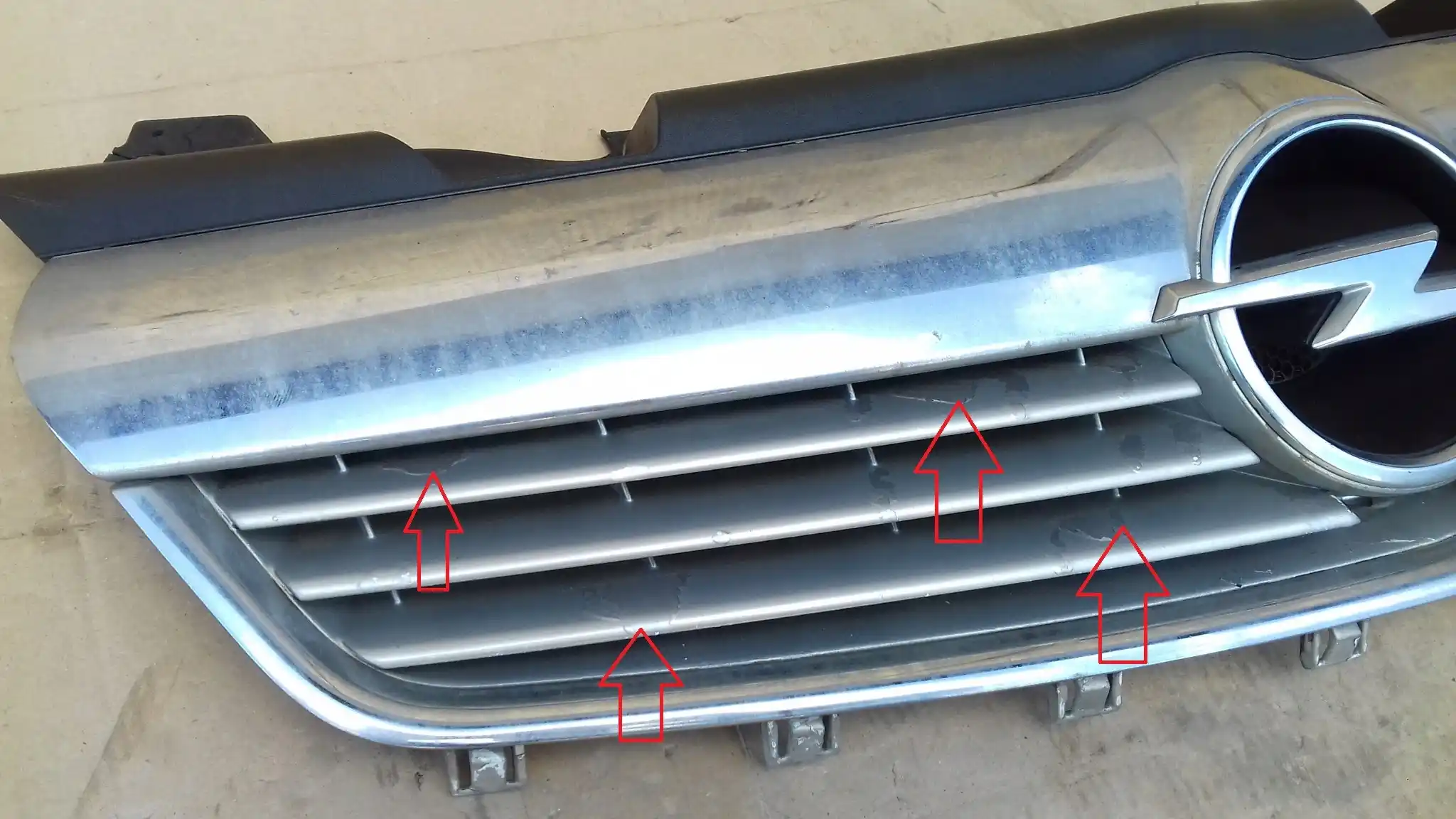 GRILL ATRAPA CHŁODNICY GM13157590 OPEL ZAFIRA B 05-