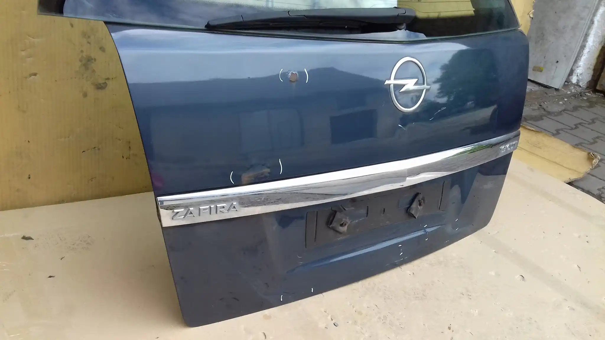 KLAPA TYŁ TYLNA OPEL ZAFIRA B 05- Z168