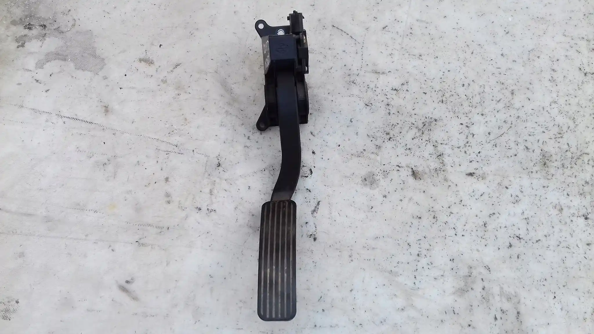POTENCJOMETR PEDAŁ GAZU 6 PIN 2055009001 SSANGYONG KYRON 2.0 XDI 05-