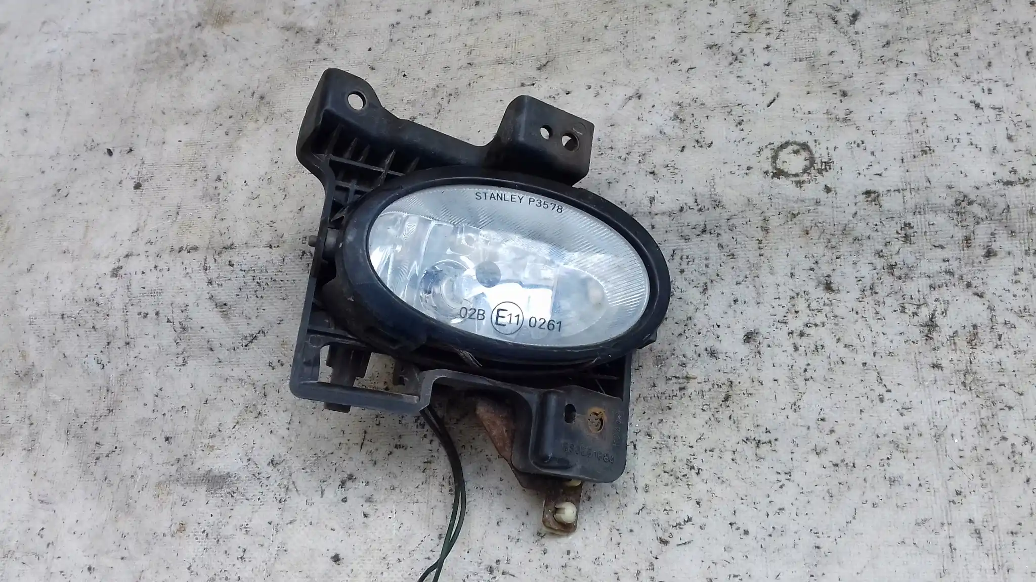 HALOGEN P3578 PRAWY PRZÓD PRZEDNI MAZDA 3 BK HB 03-