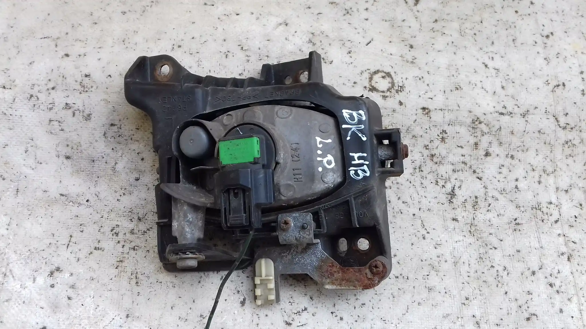 HALOGEN P3578 LEWY PRZÓD PRZEDNI MAZDA 3 BK HB 03-