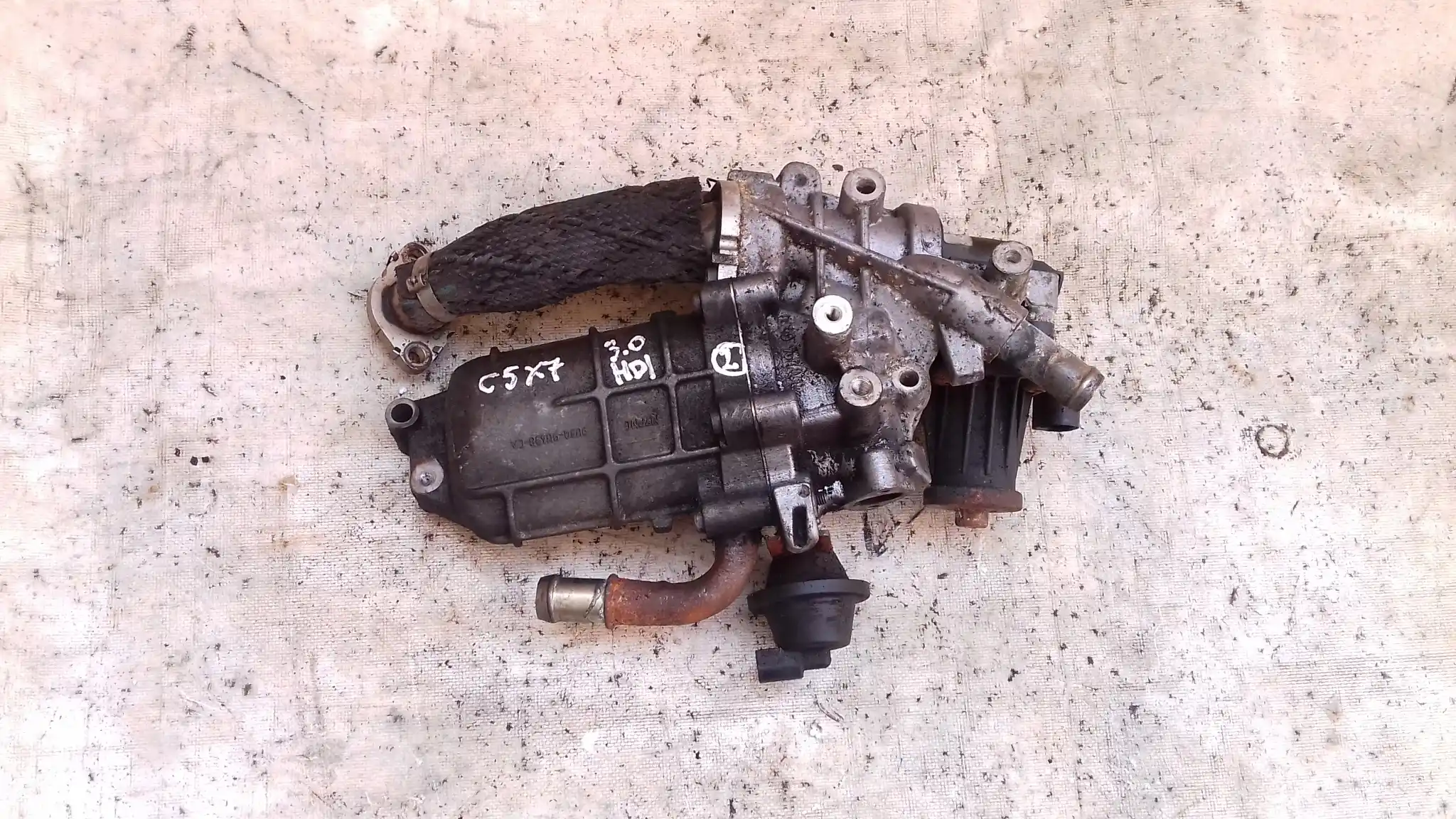 ZAWÓR EGR CHŁODNICA SPALIN 9U3Q9U438CA CITROEN C5 III X7 3.0 HDI 08-