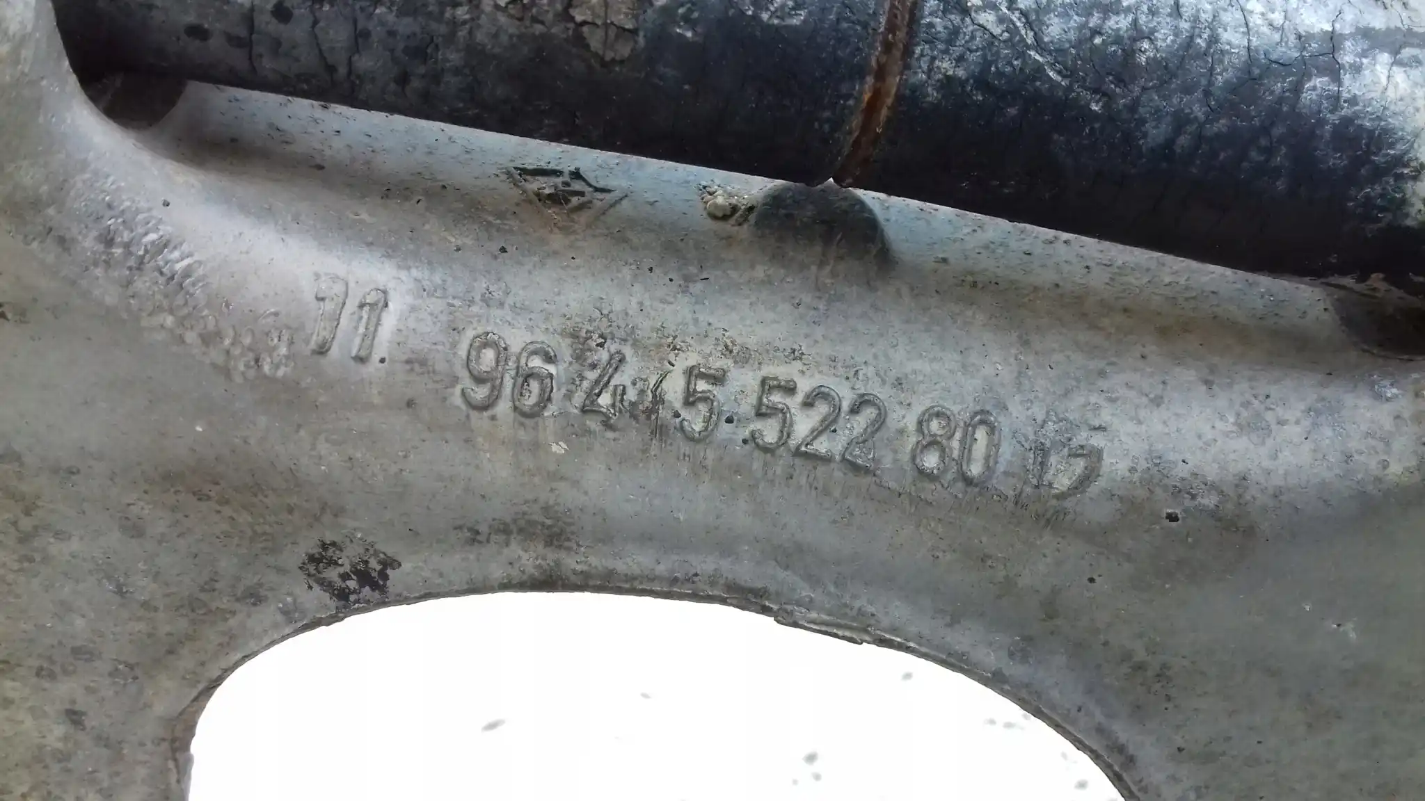 ZWROTNICA PIASTA LEWY PRZÓD PRZEDNIA 28Z PEUGEOT 407 04-