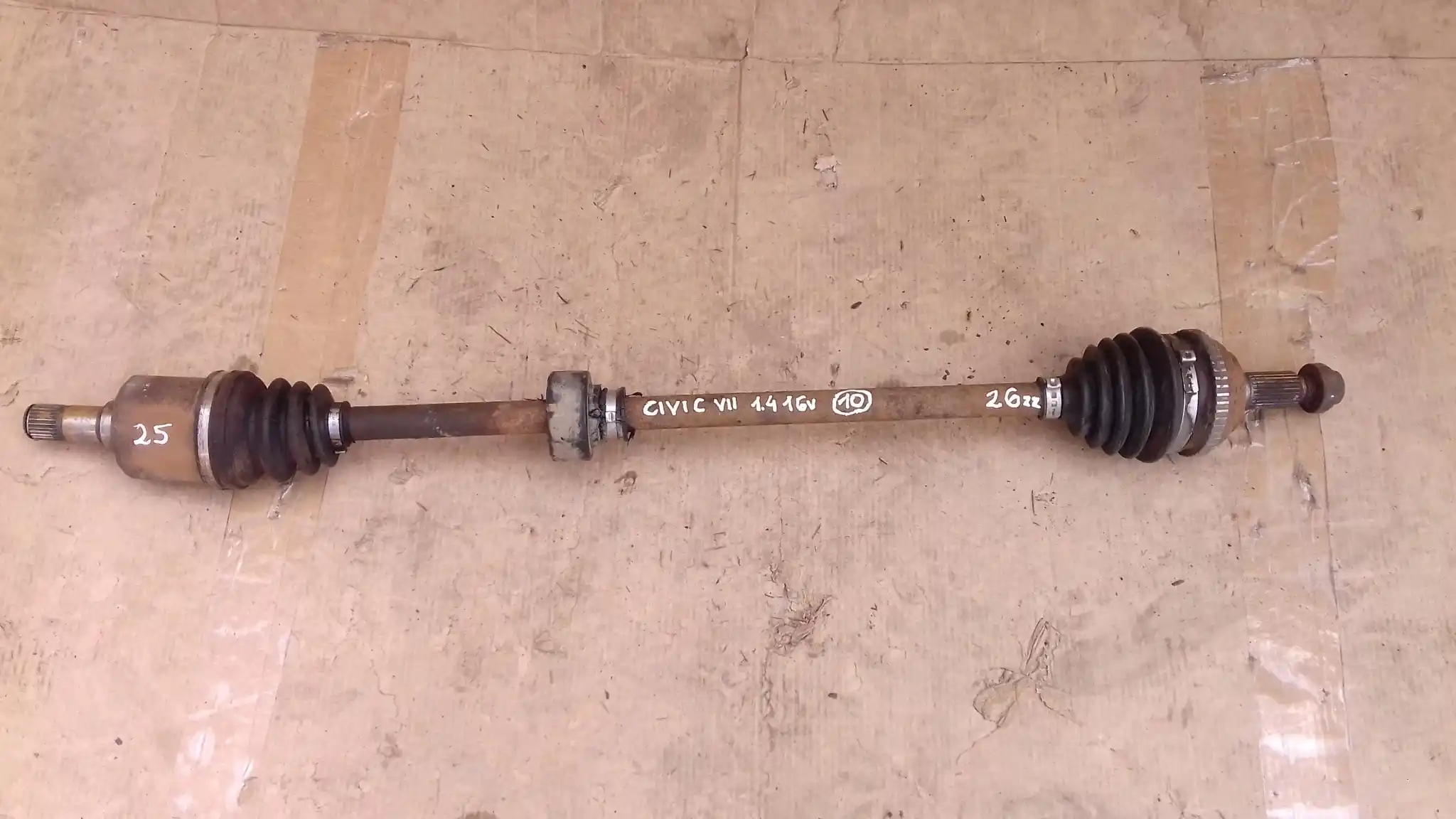 PÓŁOŚ LEWA DŁUGA 26/25Z HONDA CIVIC VII 1.4 16V 00-05
