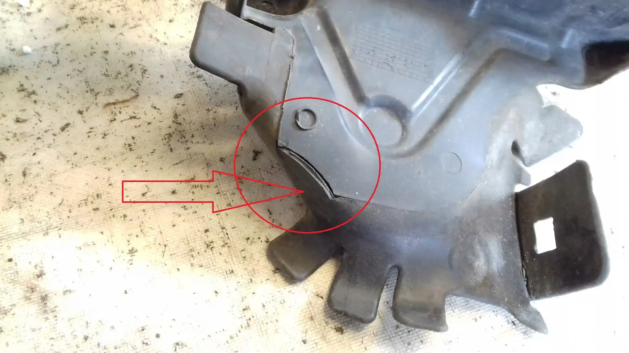 KIEROWNICA POWIETRZA LEWA PRAWA CITROEN C5 III X7 3.0 HDI 08-