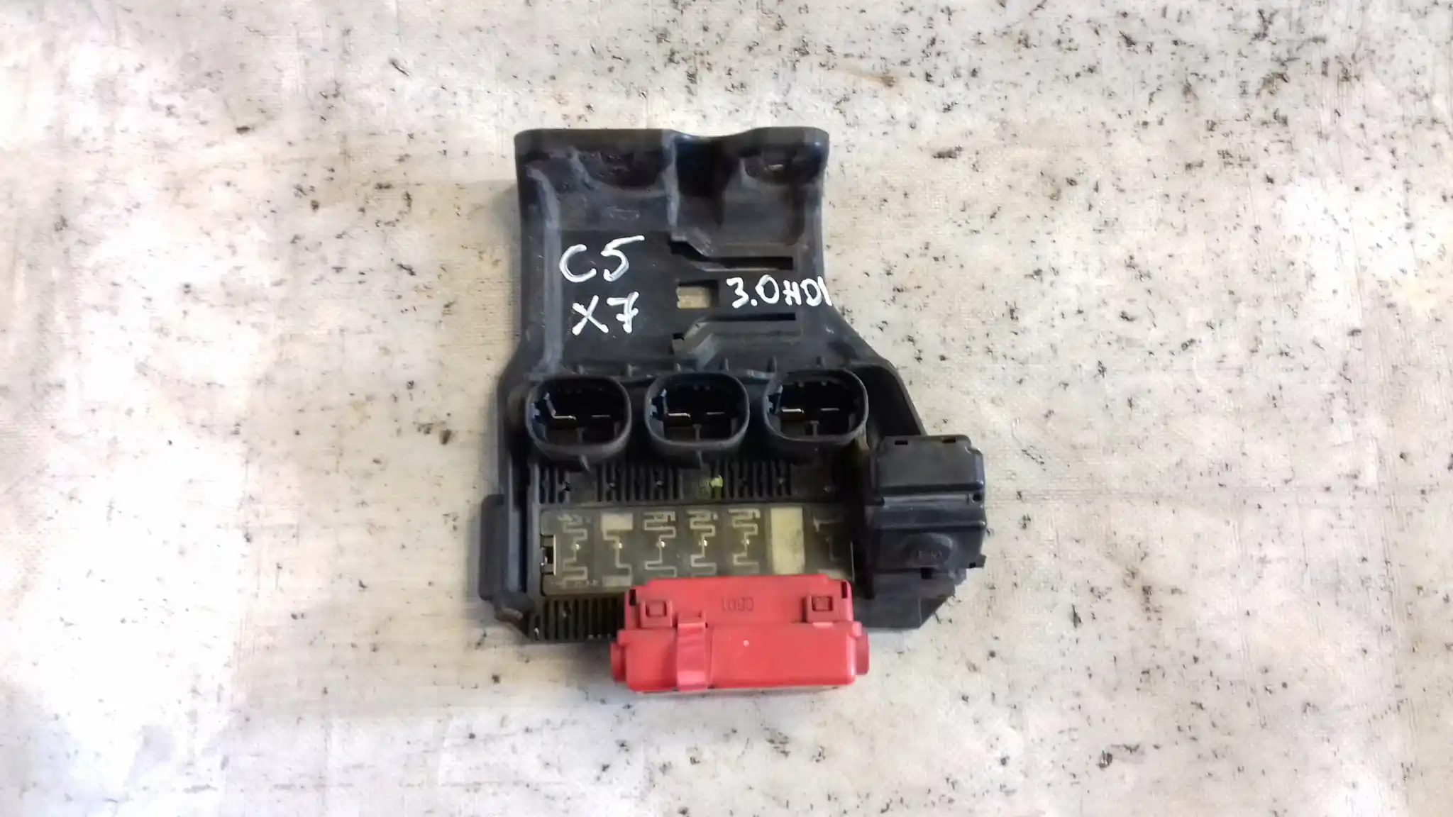 BEZPIECZNIK MODUŁ AKUMLATORA 72276156 CITROEN C5 III X7 08-