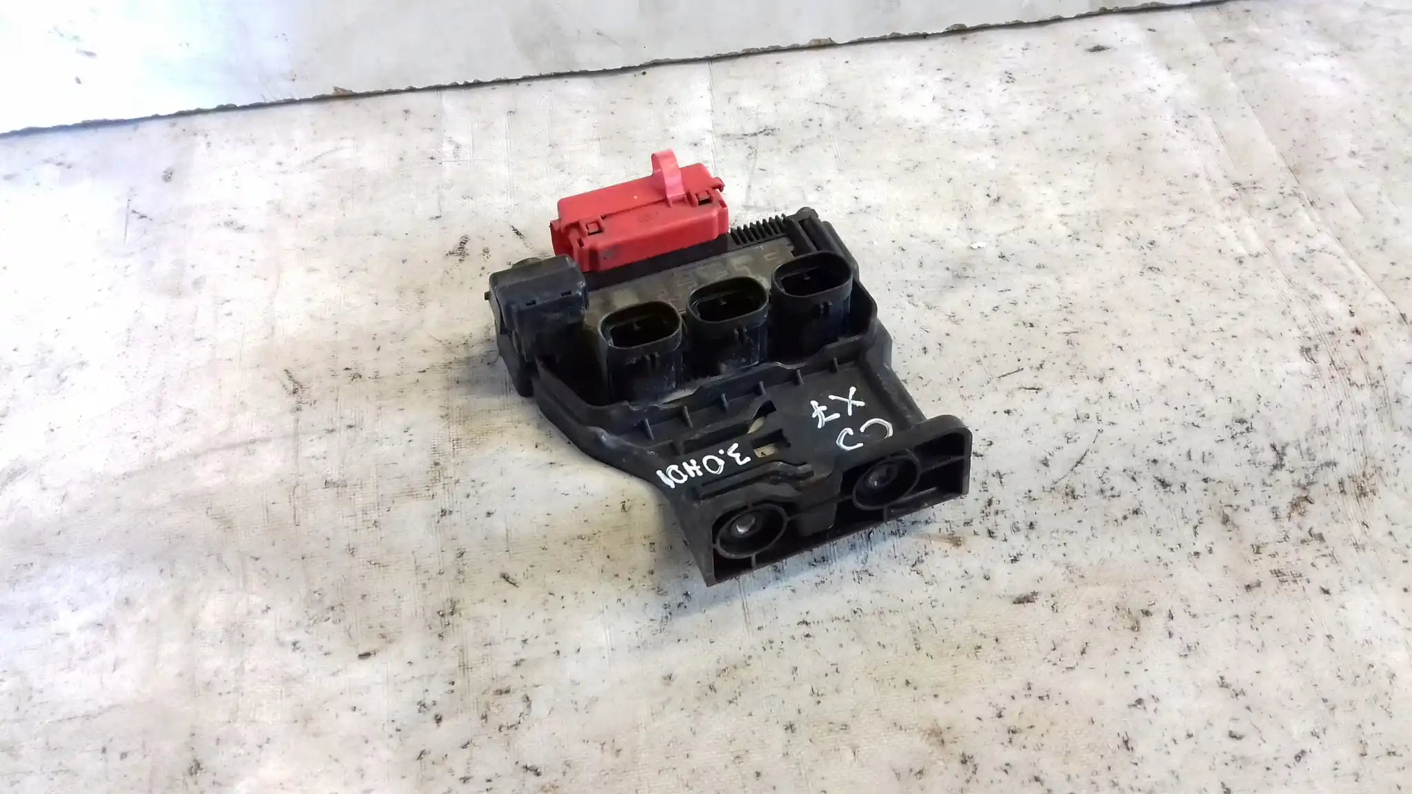 BEZPIECZNIK MODUŁ AKUMLATORA 72276156 CITROEN C5 III X7 08-