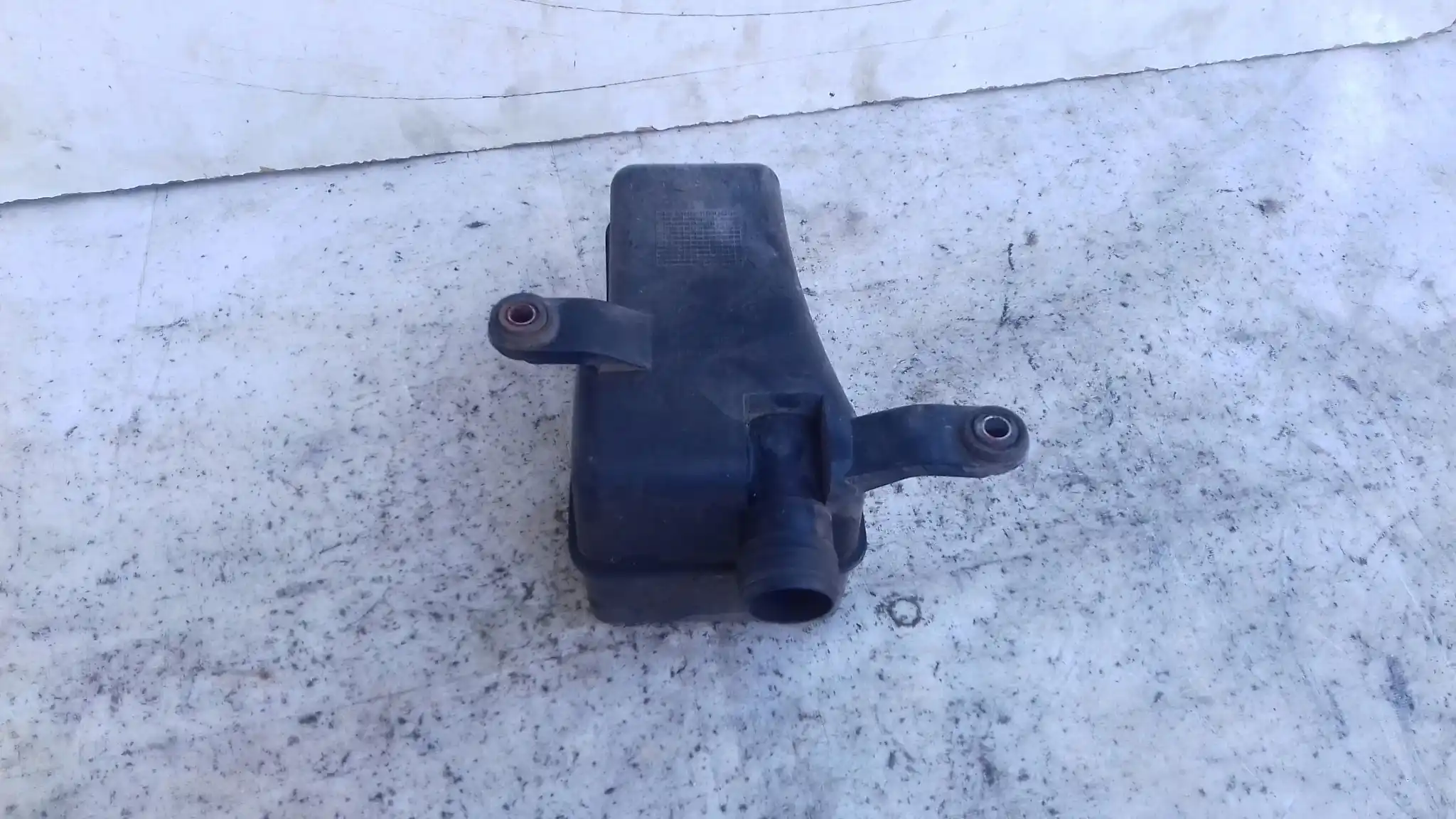 REZONATOR POWIETRZA 281901C100 HYUNDAI GETZ 02-