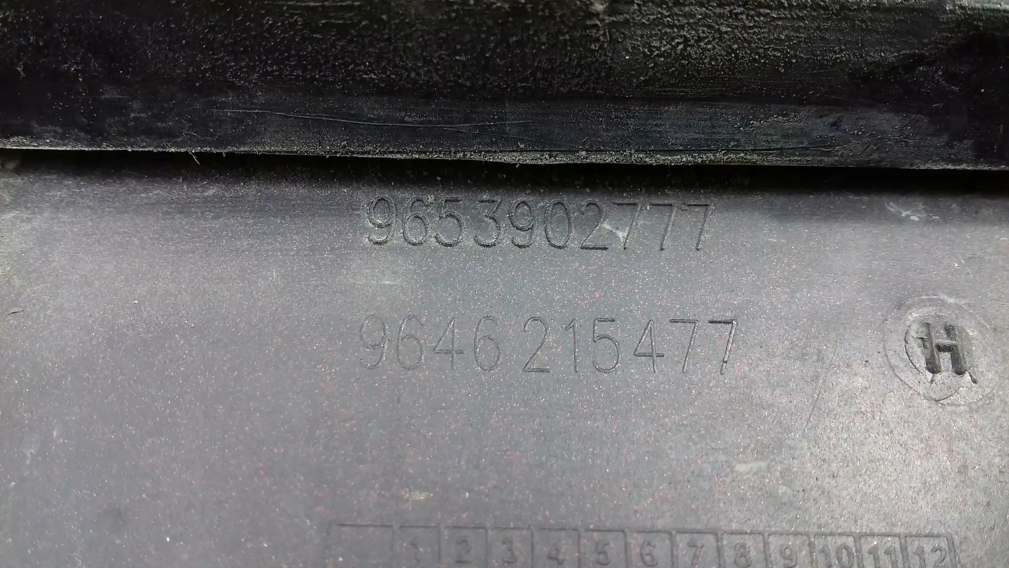 ZDERZAK PRZÓD PRZEDNI 9653902777 CITROEN C4 I 04-08 EKQD