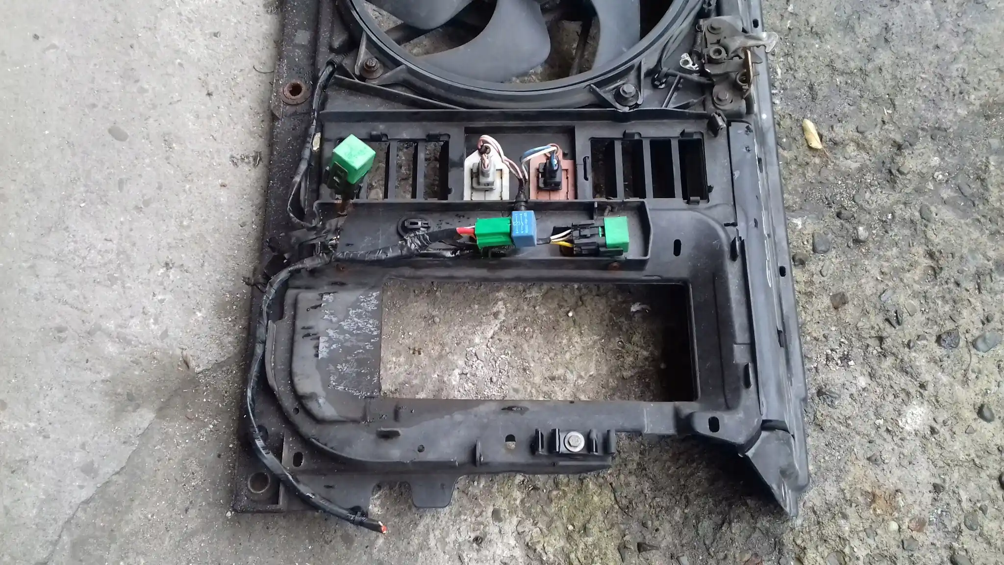 WENTYLATORY CHŁODNICY 1853405916 PEUGEOT 607 2.2 HDI 99-
