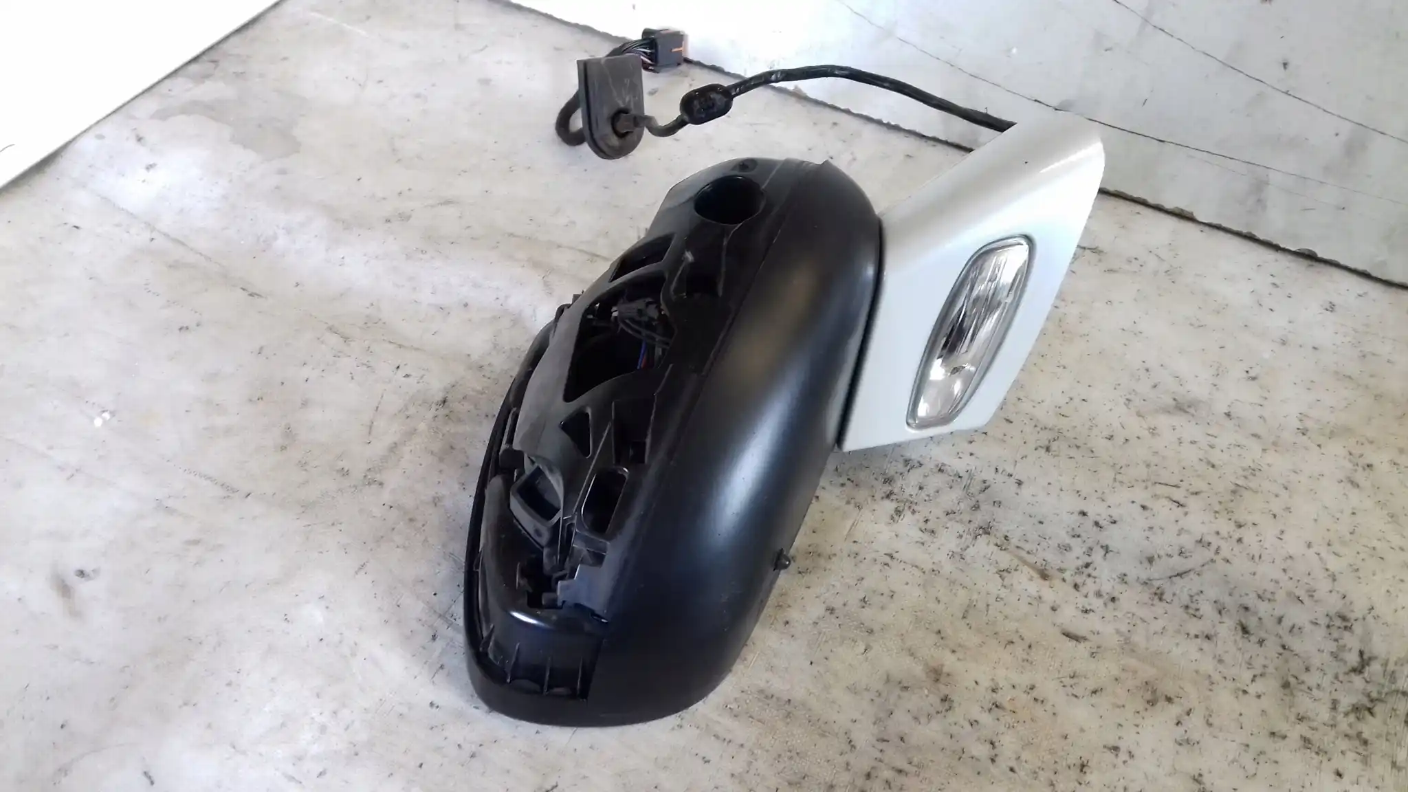 LUSTERKO PRAWE ELEKTRYCZNE 10 PIN CITROEN C5 III X7 KOMBI 08- KWED