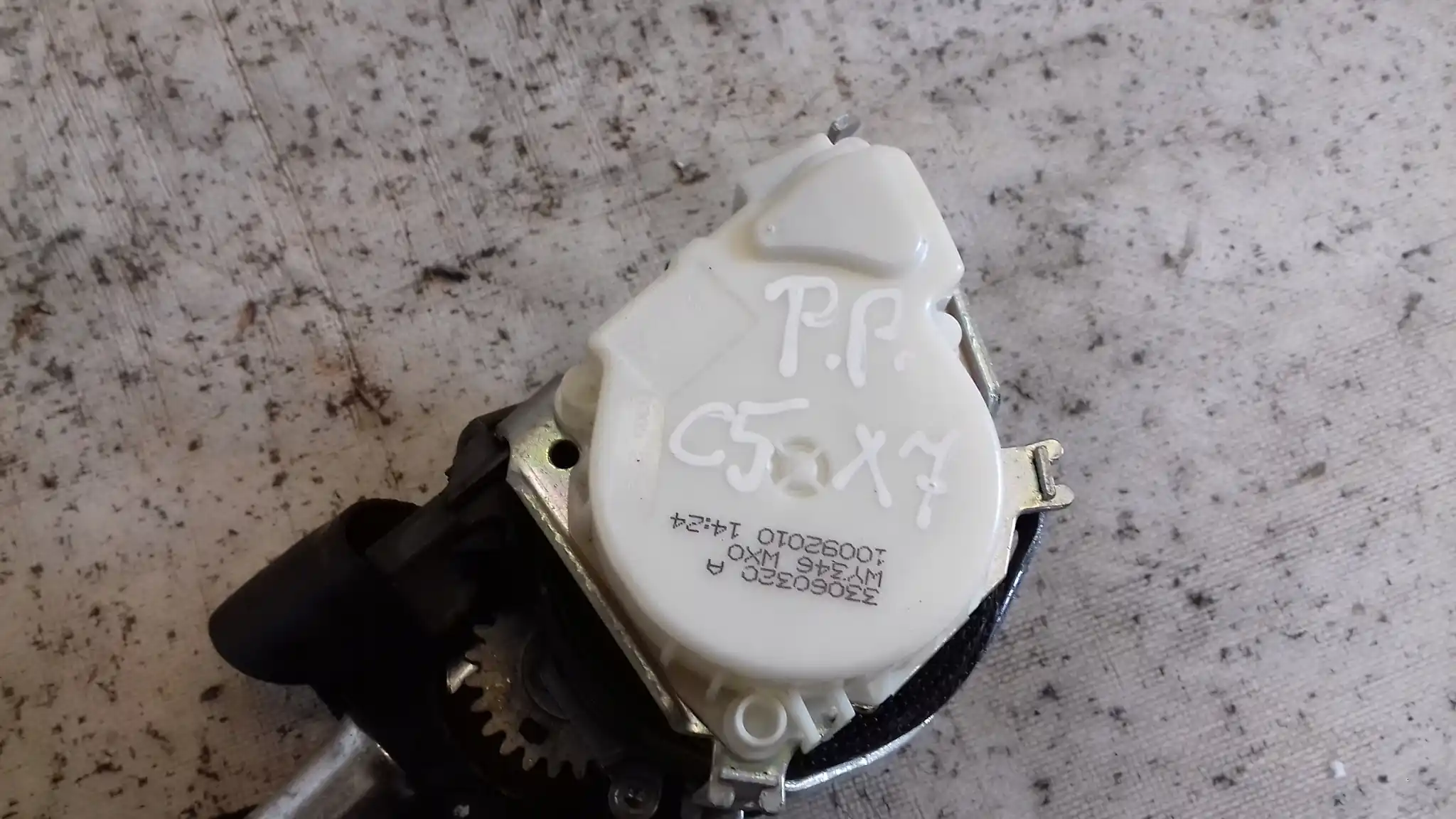 PAS BEZPIECZEŃSTWA PRAWY PRZÓD 33060320A CITROEN C5 III X7 08-