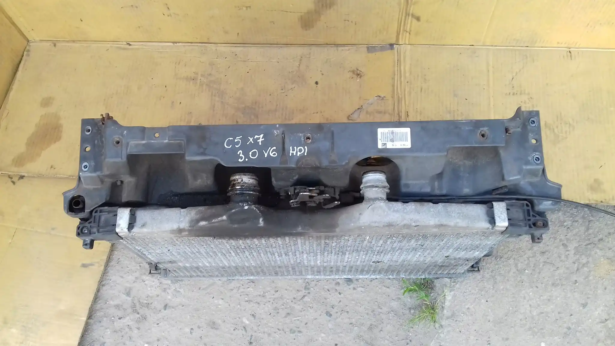 PAS PRZEDNI P9685150780 CHŁODNICA CITROEN C5 III X7 3.0 HDI 08-