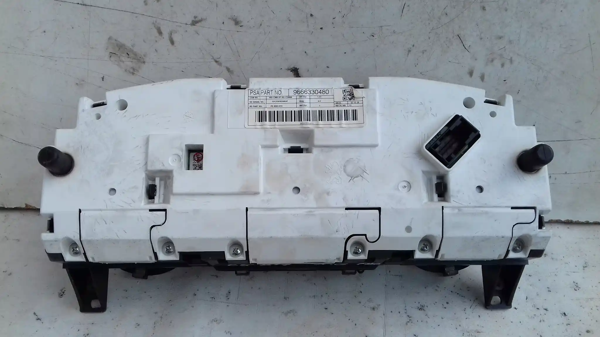 LICZNIK ZEGARY 9666330480 CITROEN C5 III X7 1.6 THP 07-