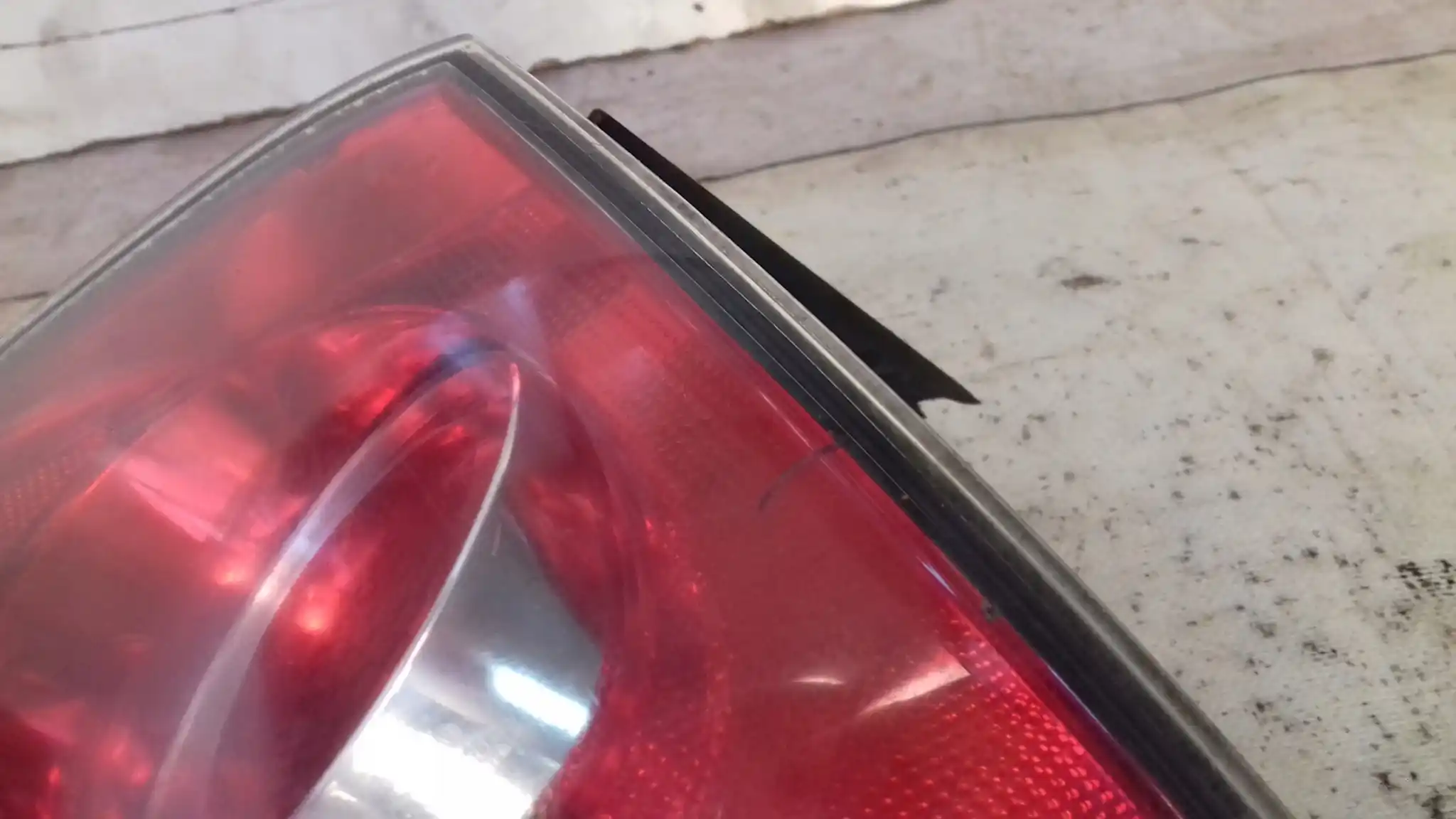 LAMPA PRAWY TYŁ TYLNA SEAT IBIZA III 6L1 02-