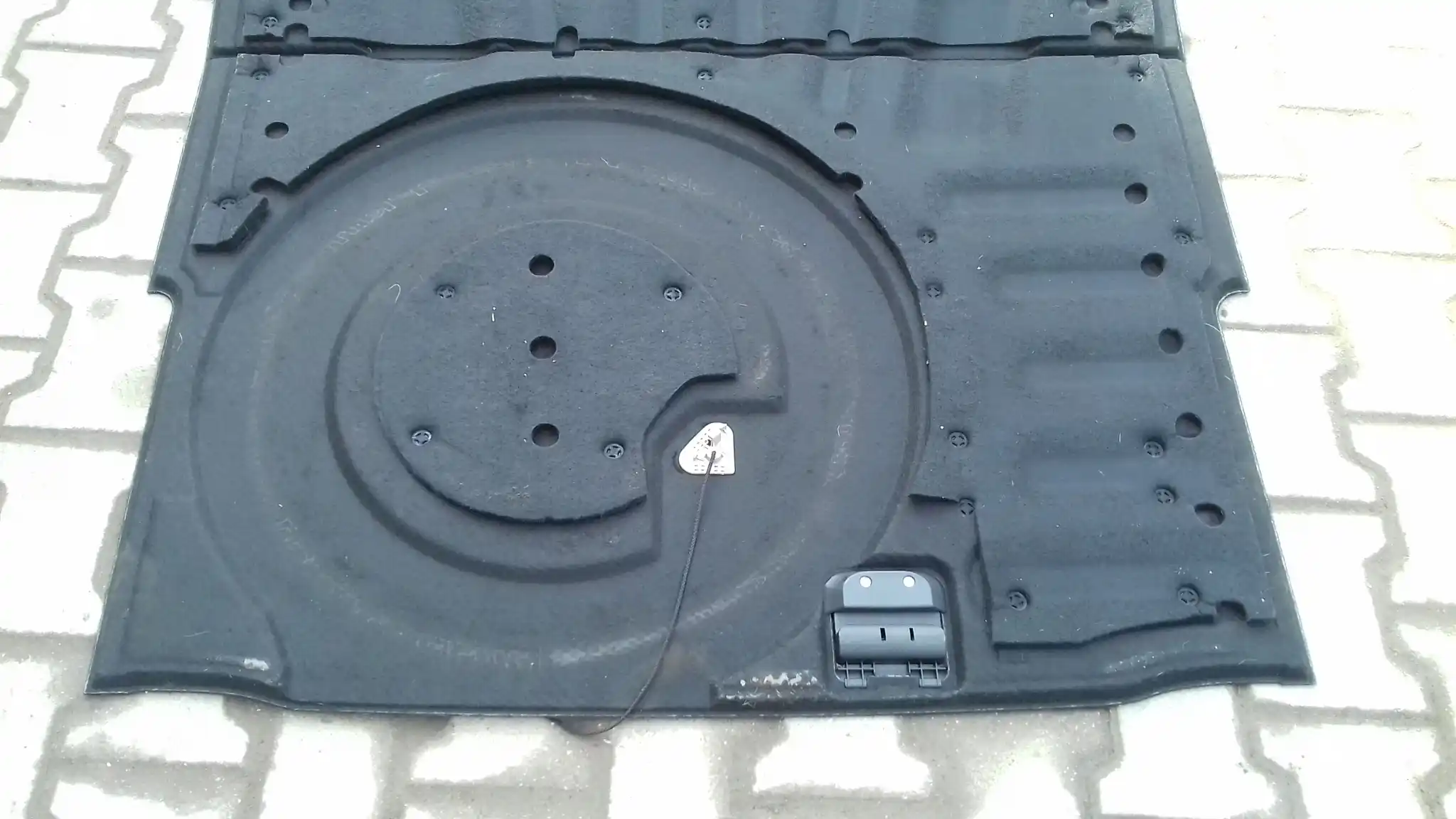 WYKŁADZINA DYWAN PODŁOGA BAGAŻNIKA 96730072ZD CITROEN C5 III X7 KOMBI 07-
