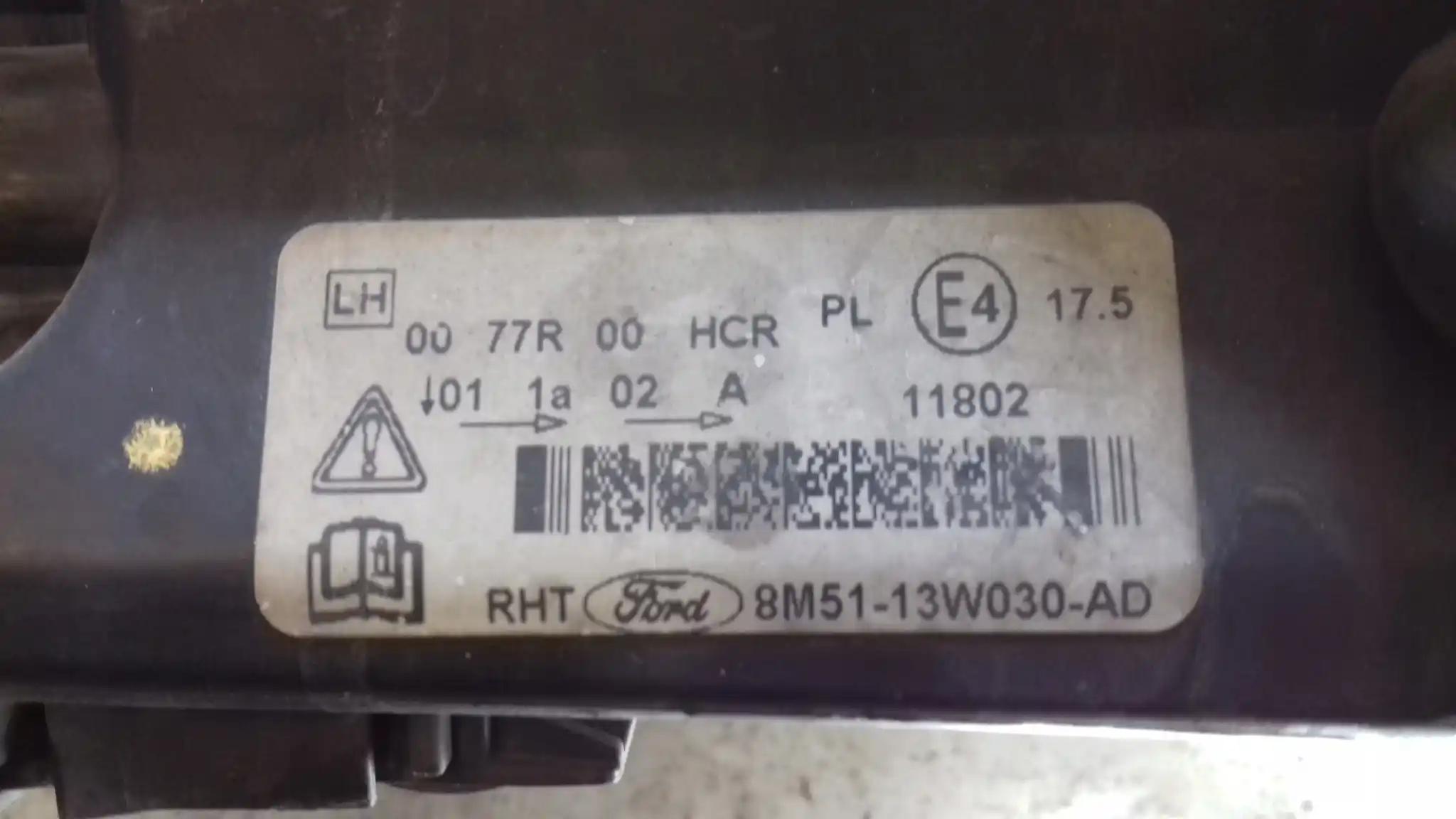 LAMPA LEWY PRZÓD PRZEDNIA 8M5113W030AD FORD FOCUS MK2 II LIFT 07-11