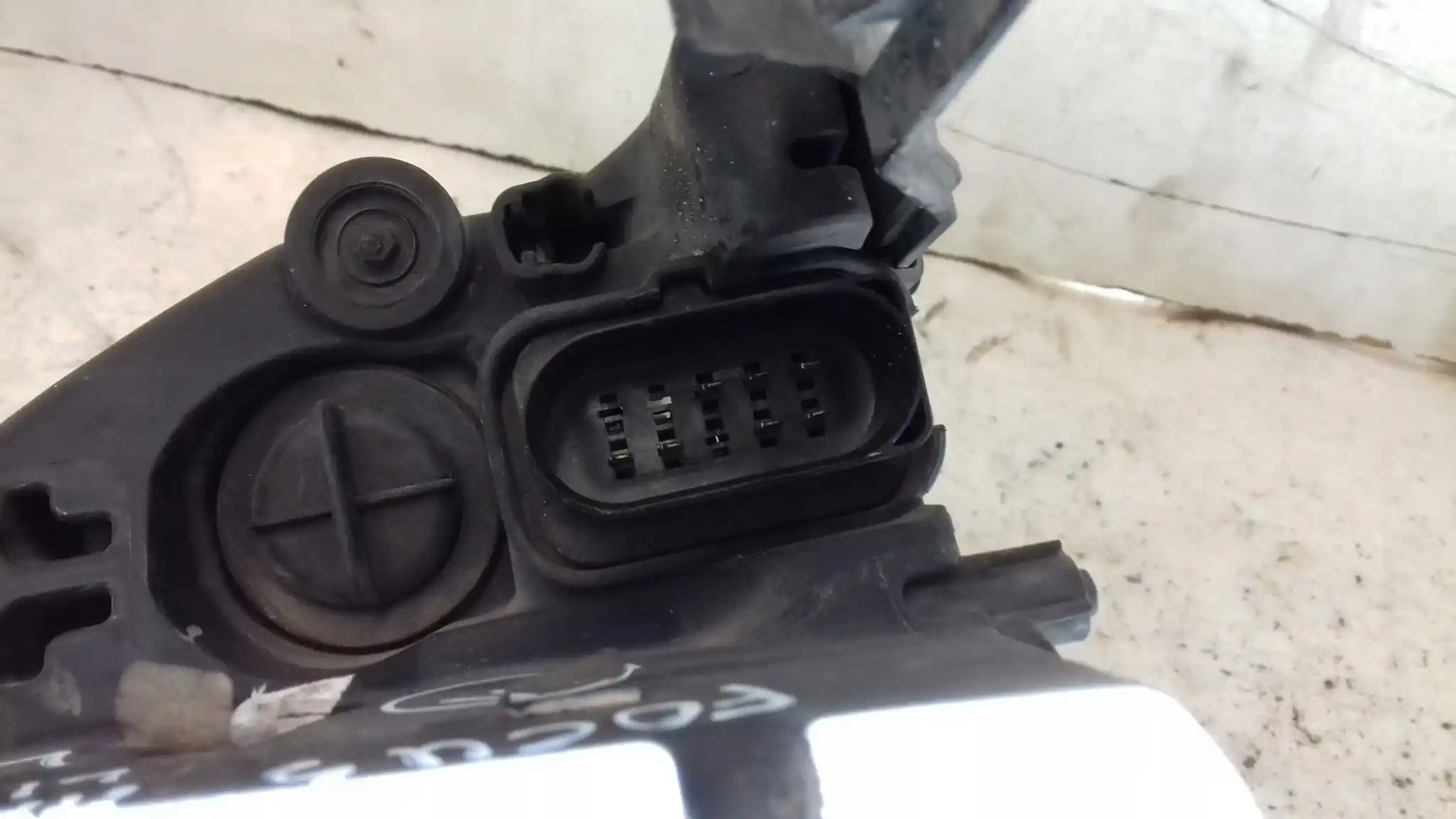 LAMPA LEWY PRZÓD PRZEDNIA 8M5113W030AD FORD FOCUS MK2 II LIFT 07-11