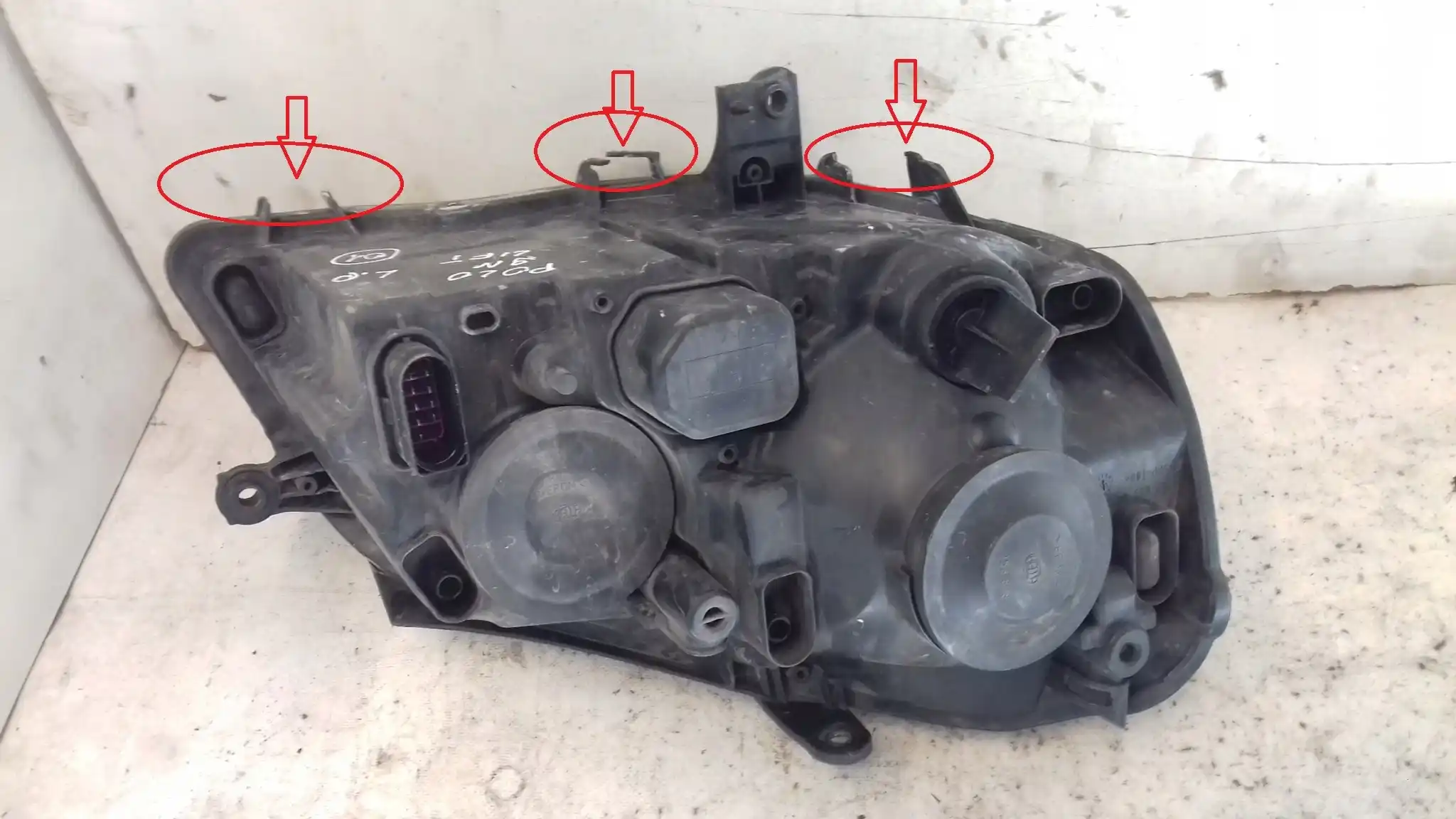 LAMPA LEWY PRZÓD PRZEDNIA VW POLO 9N LIFT 05-09